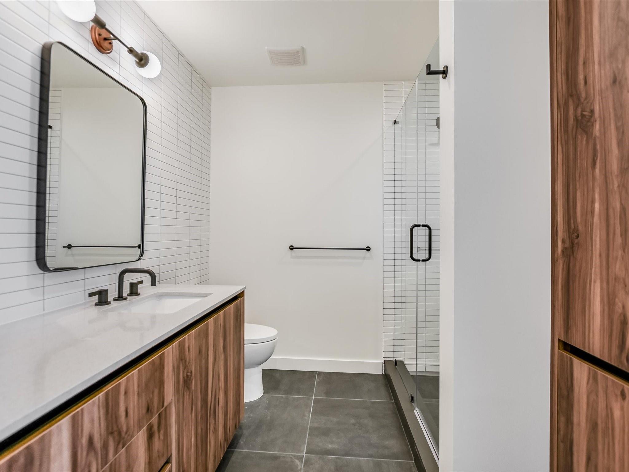 84 East Ave # 2102