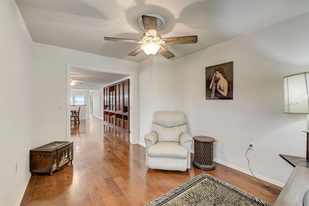 518 Salt Creek LN