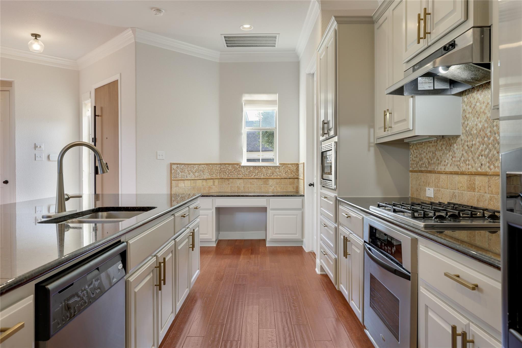 4102 Grand Vista CIR