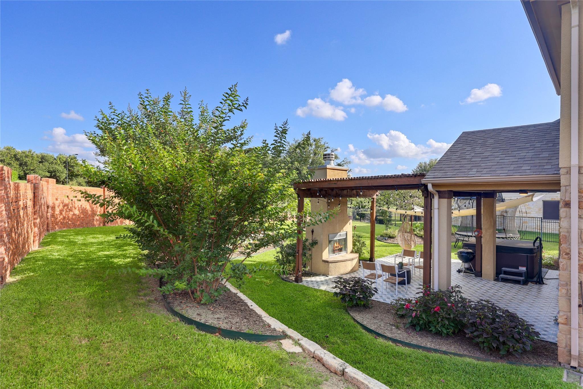 4102 Grand Vista CIR