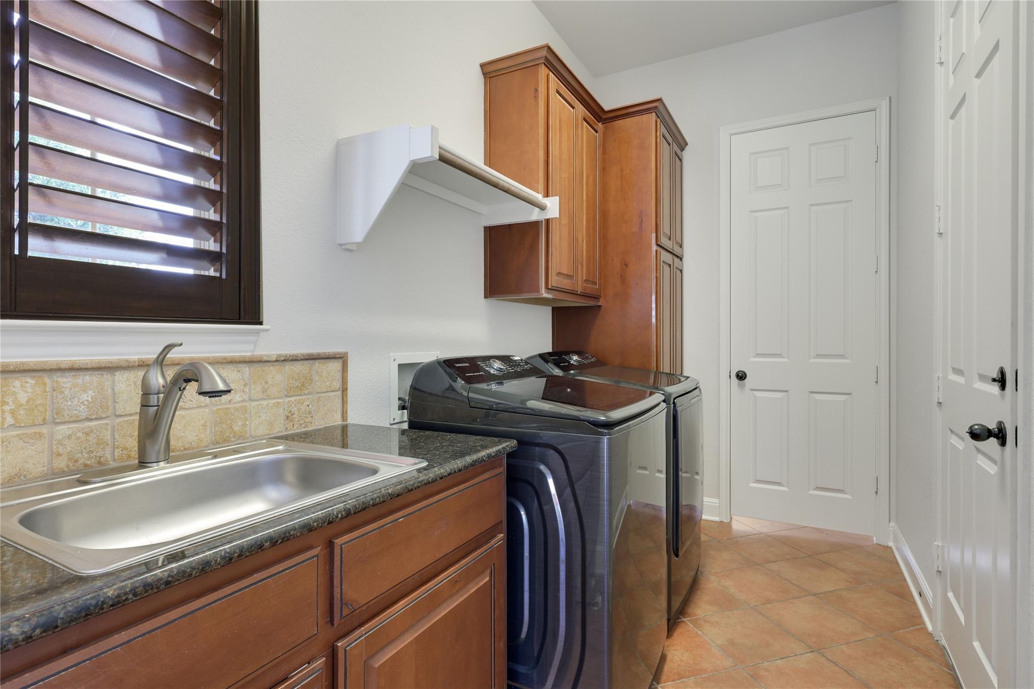 4102 Grand Vista CIR
