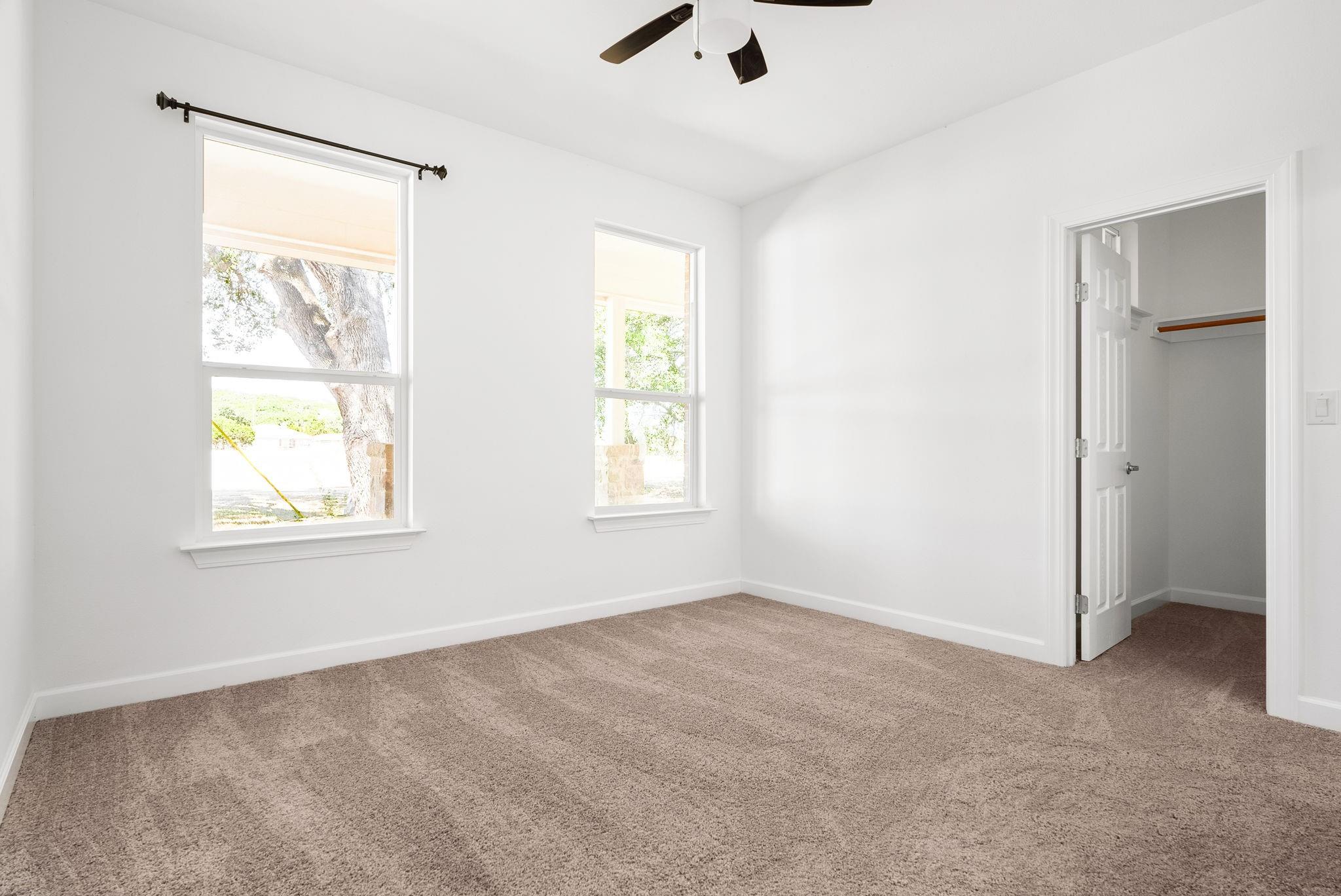 310 Shayla LN