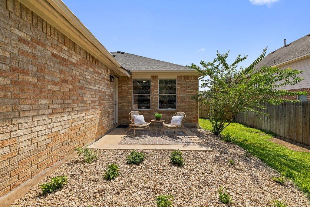 1505 Augusta Bend DR
