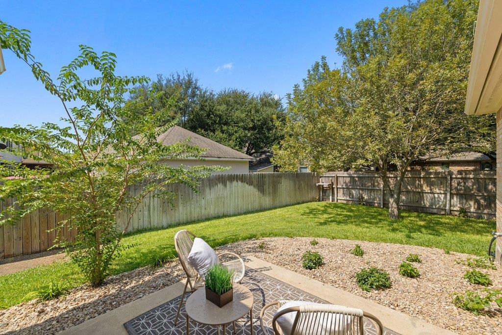 1505 Augusta Bend DR