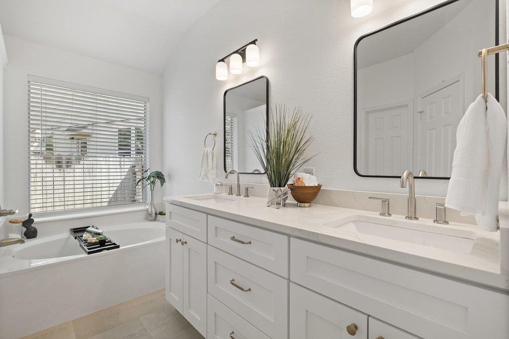 1505 Augusta Bend DR