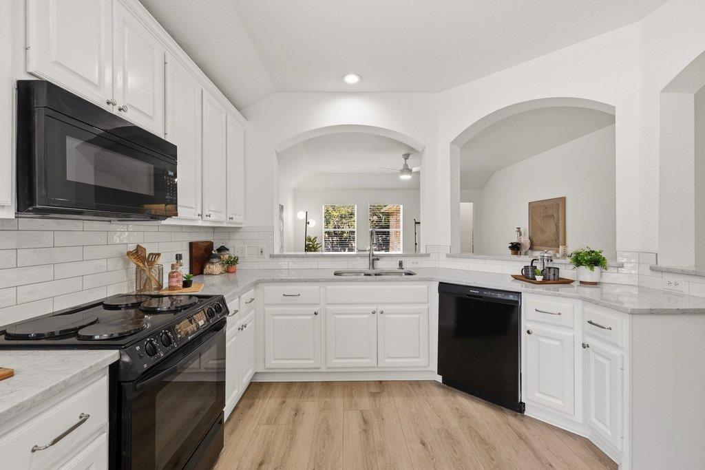 1505 Augusta Bend DR