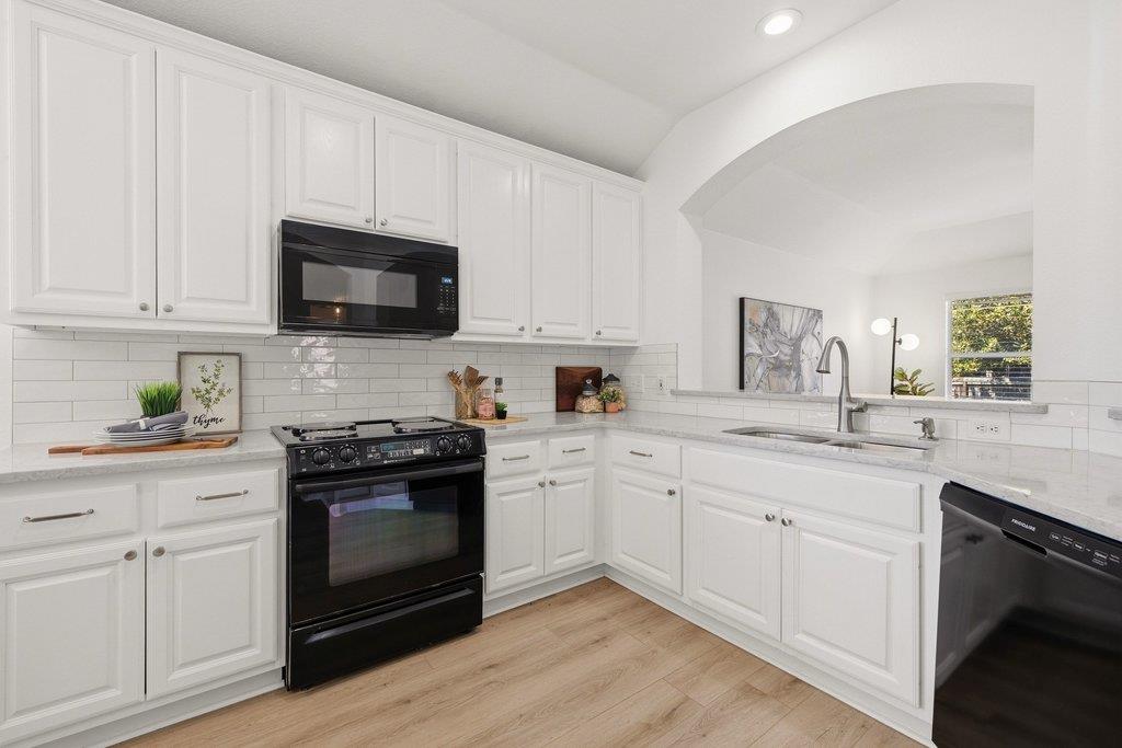 1505 Augusta Bend DR