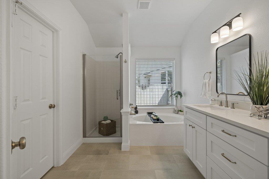 1505 Augusta Bend DR