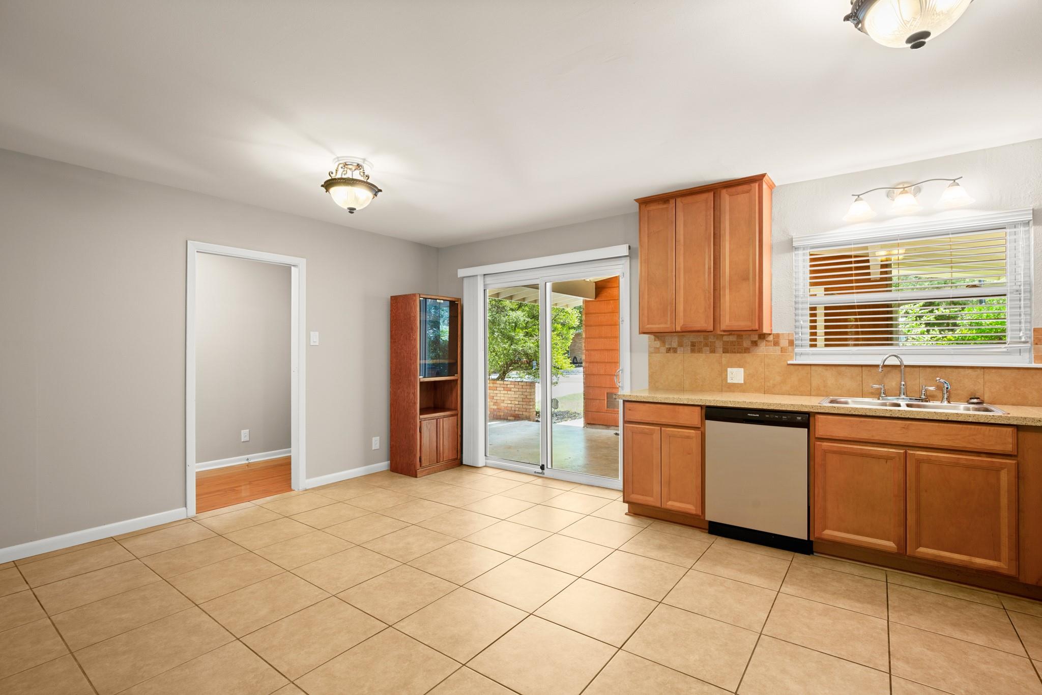 1400 Briarcliff BLVD