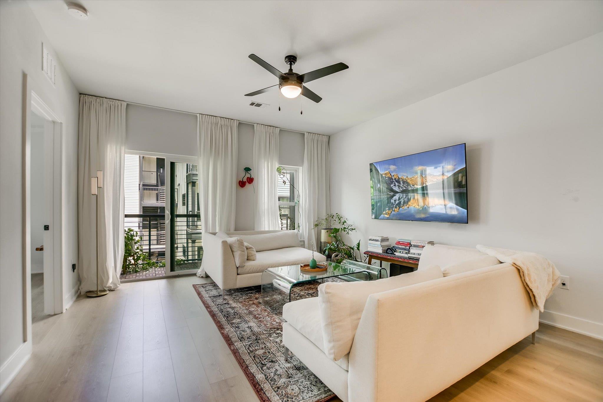 3101 Govalle Ave # 209