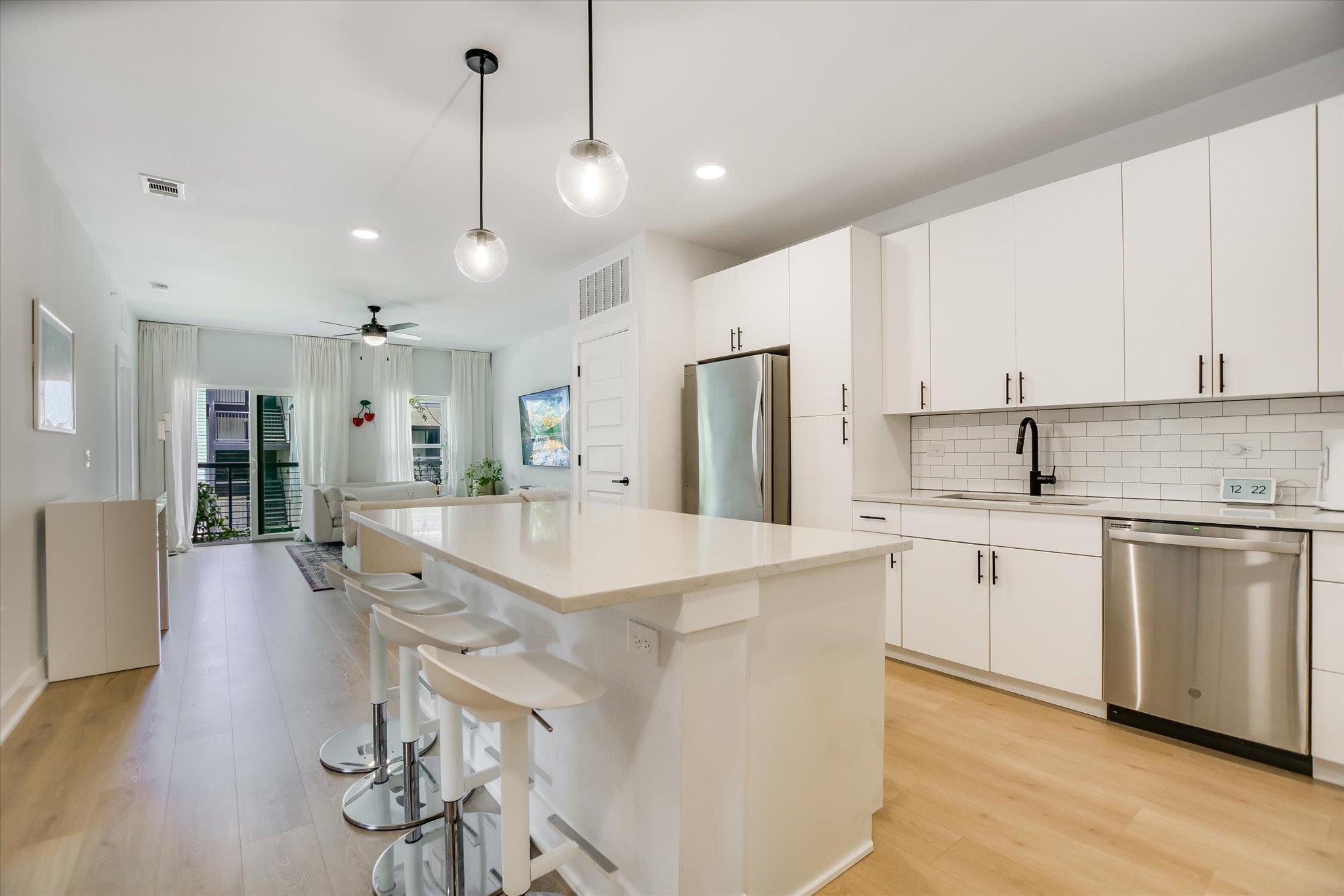 3101 Govalle Ave # 209