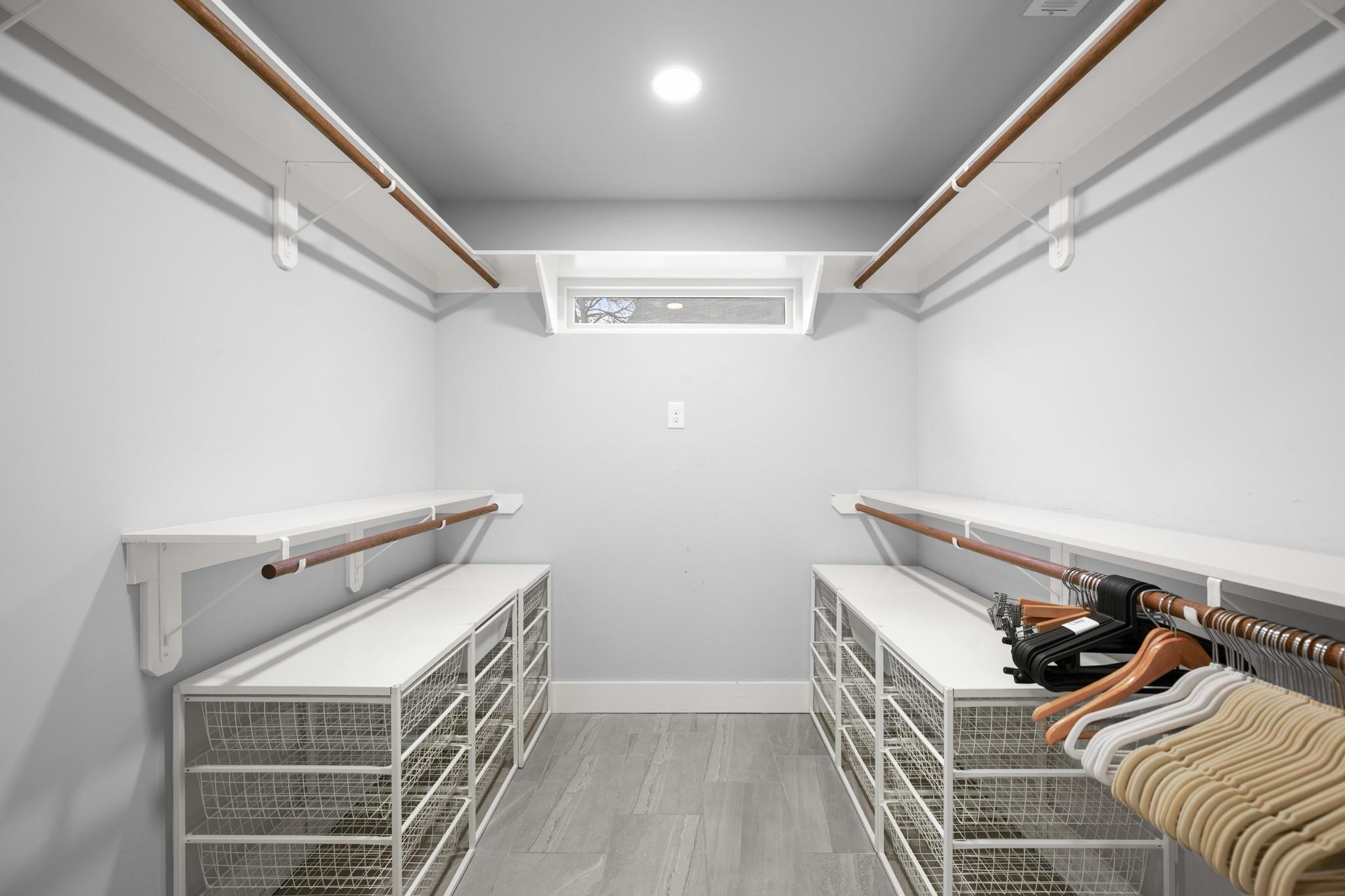 3307 Garden Villa LN