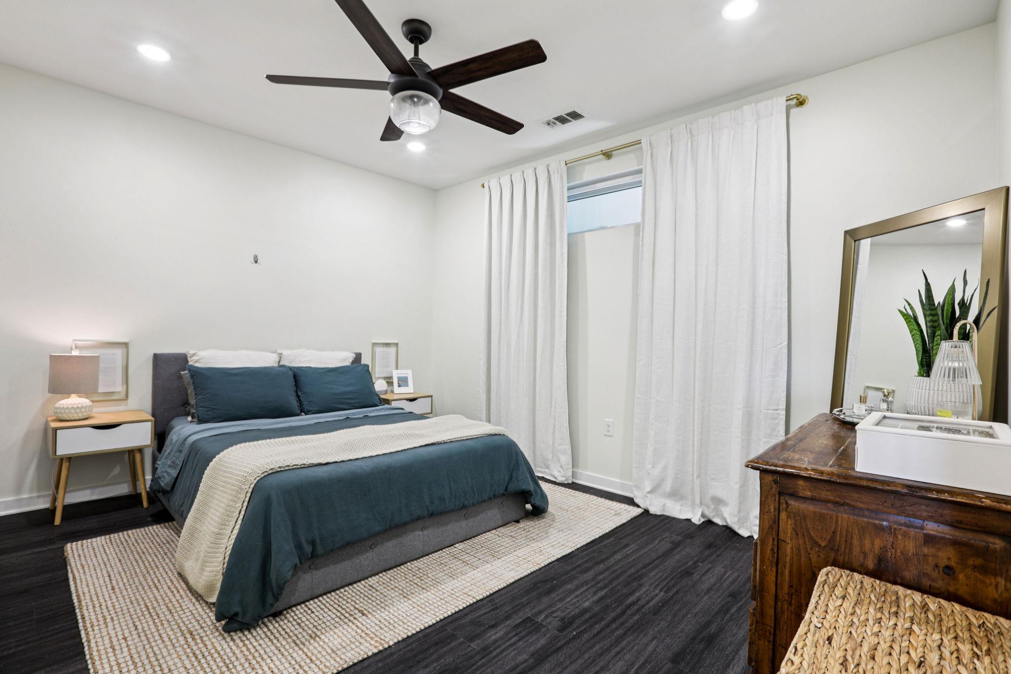 4361 S Congress Ave # 529