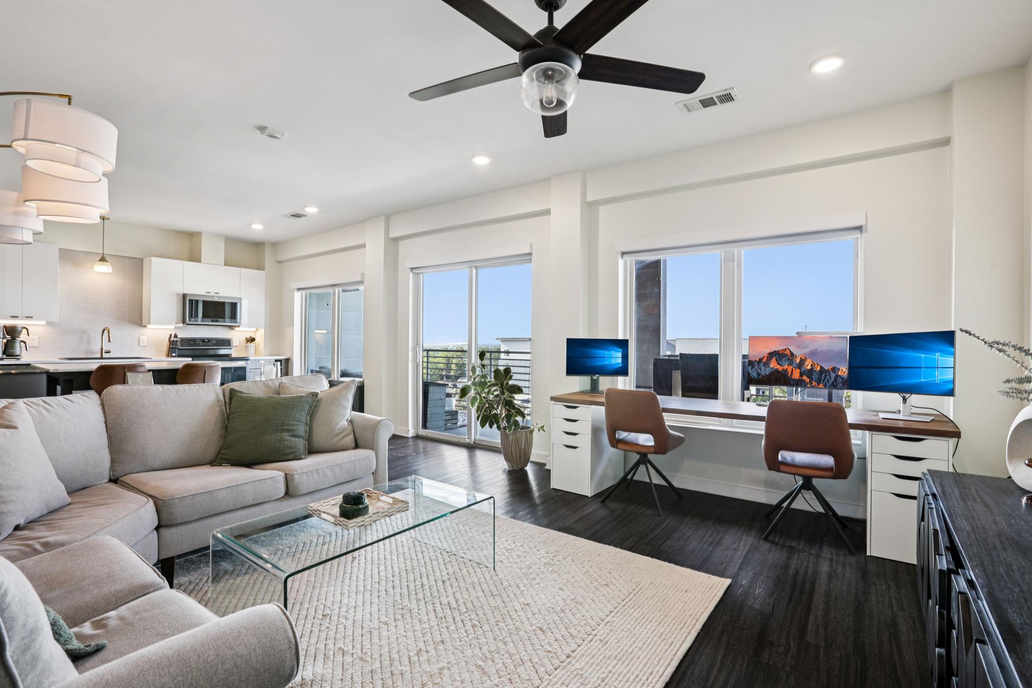 4361 S Congress Ave # 529