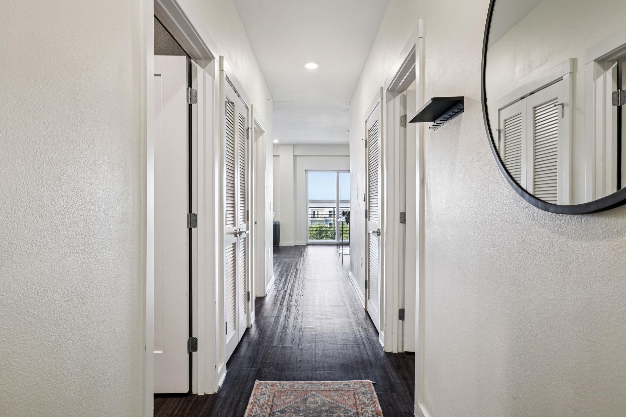 4361 S Congress Ave # 529