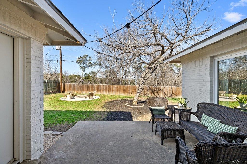 11912 Oakbrook DR