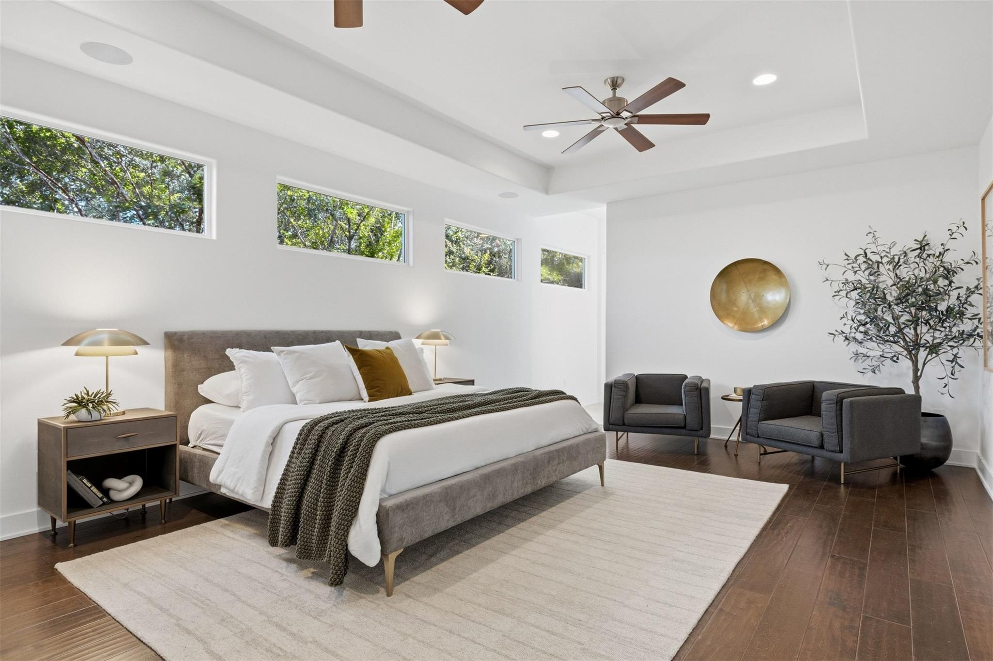 2704 Oak Park DR