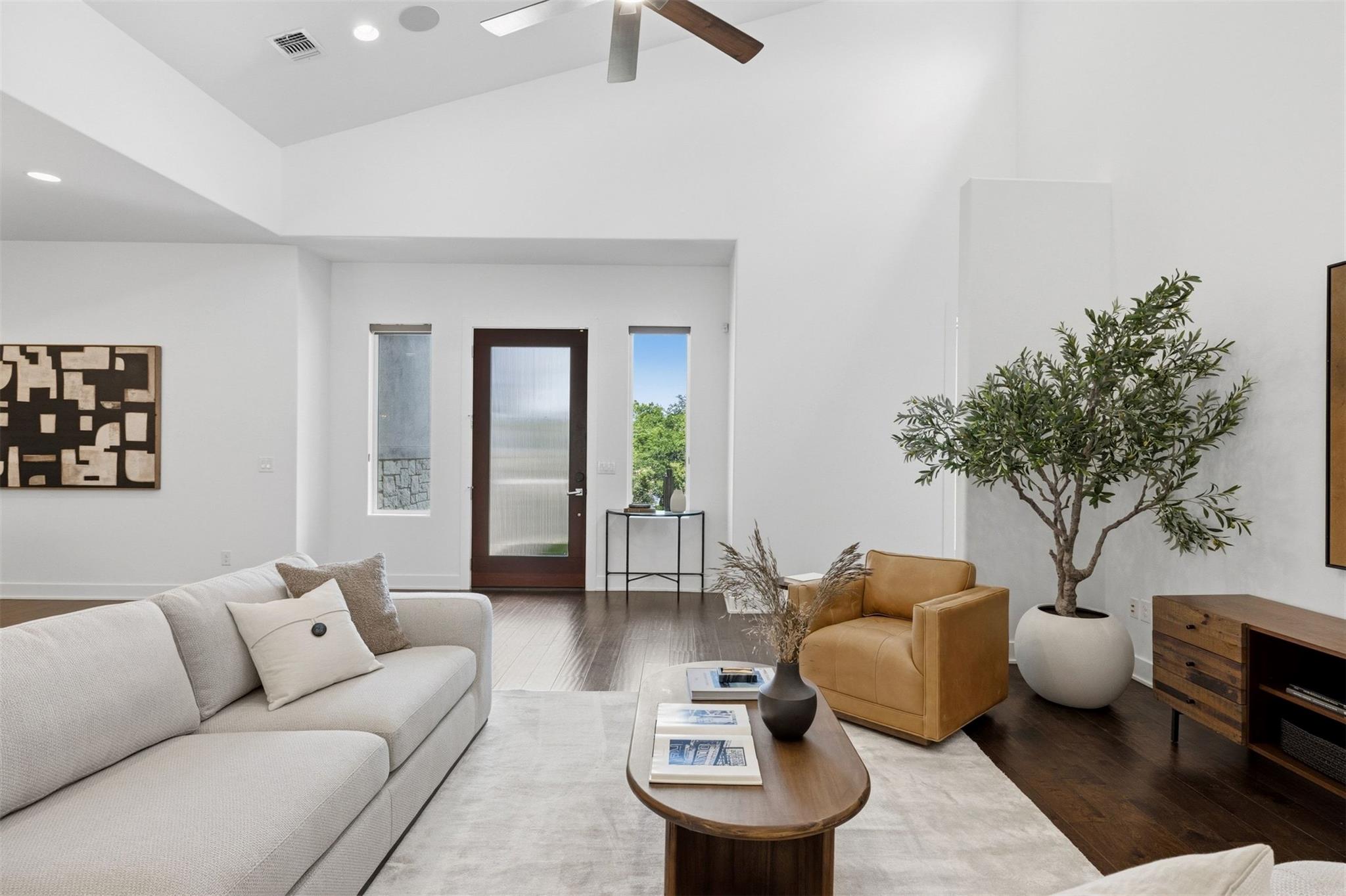 2704 Oak Park DR