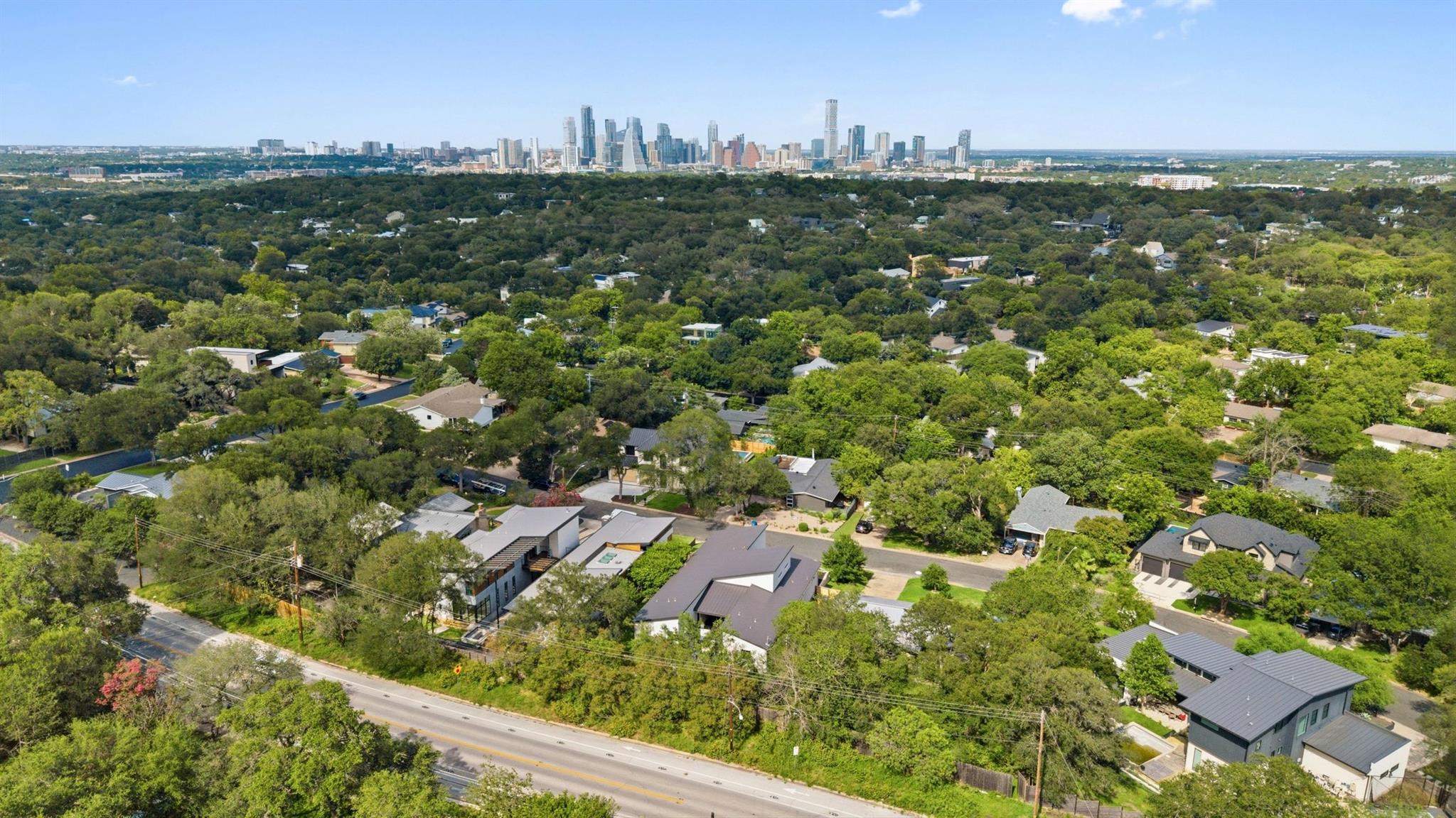 2704 Oak Park DR