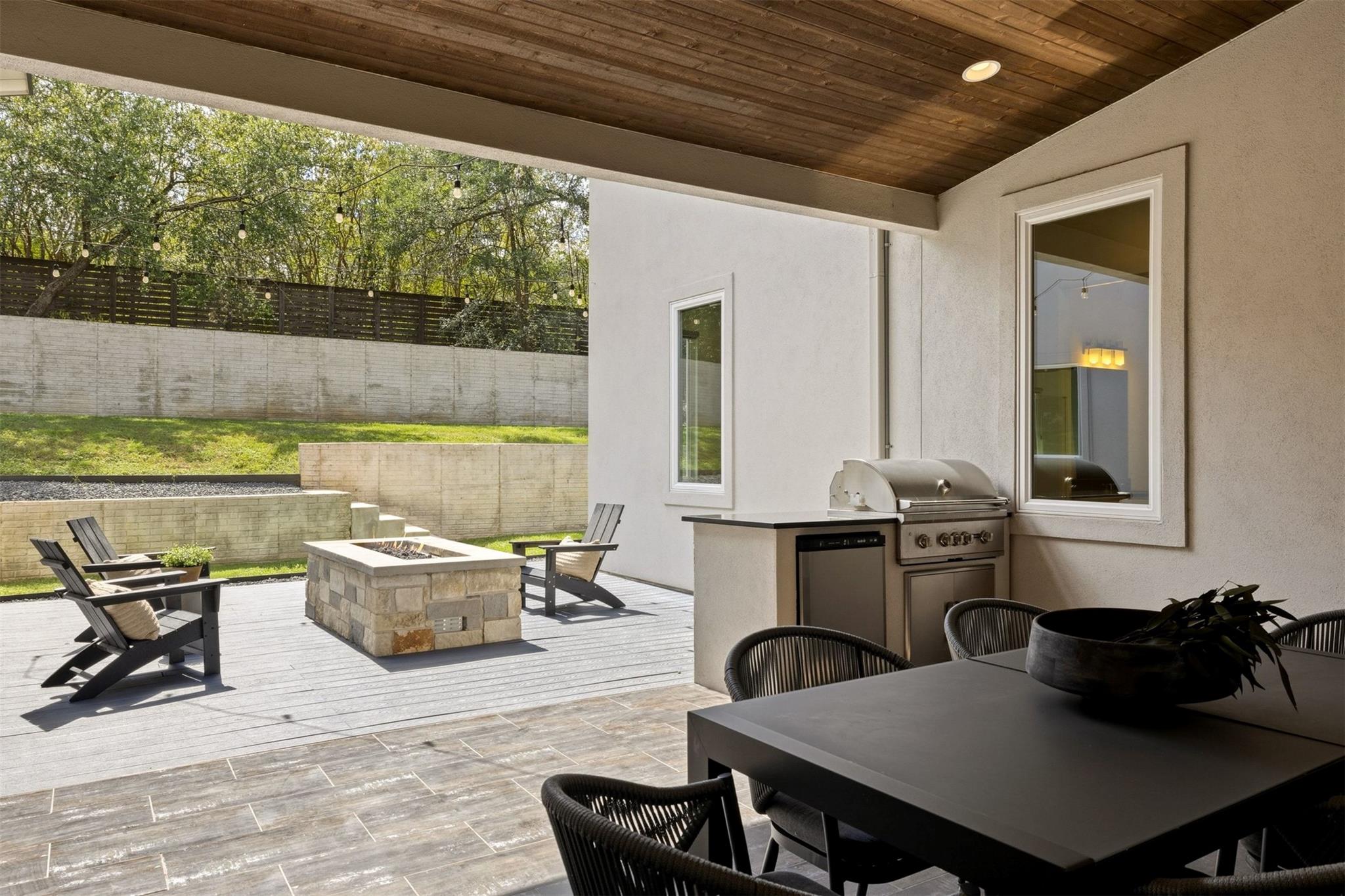 2704 Oak Park DR
