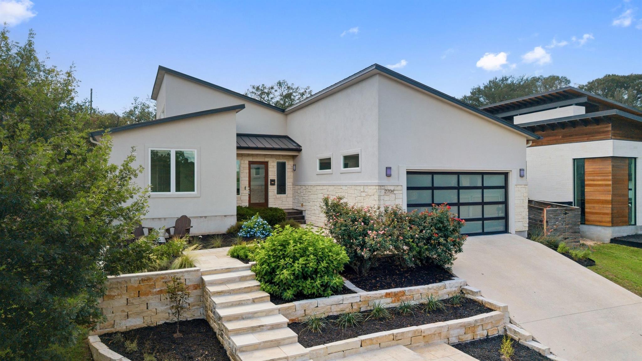 2704 Oak Park DR