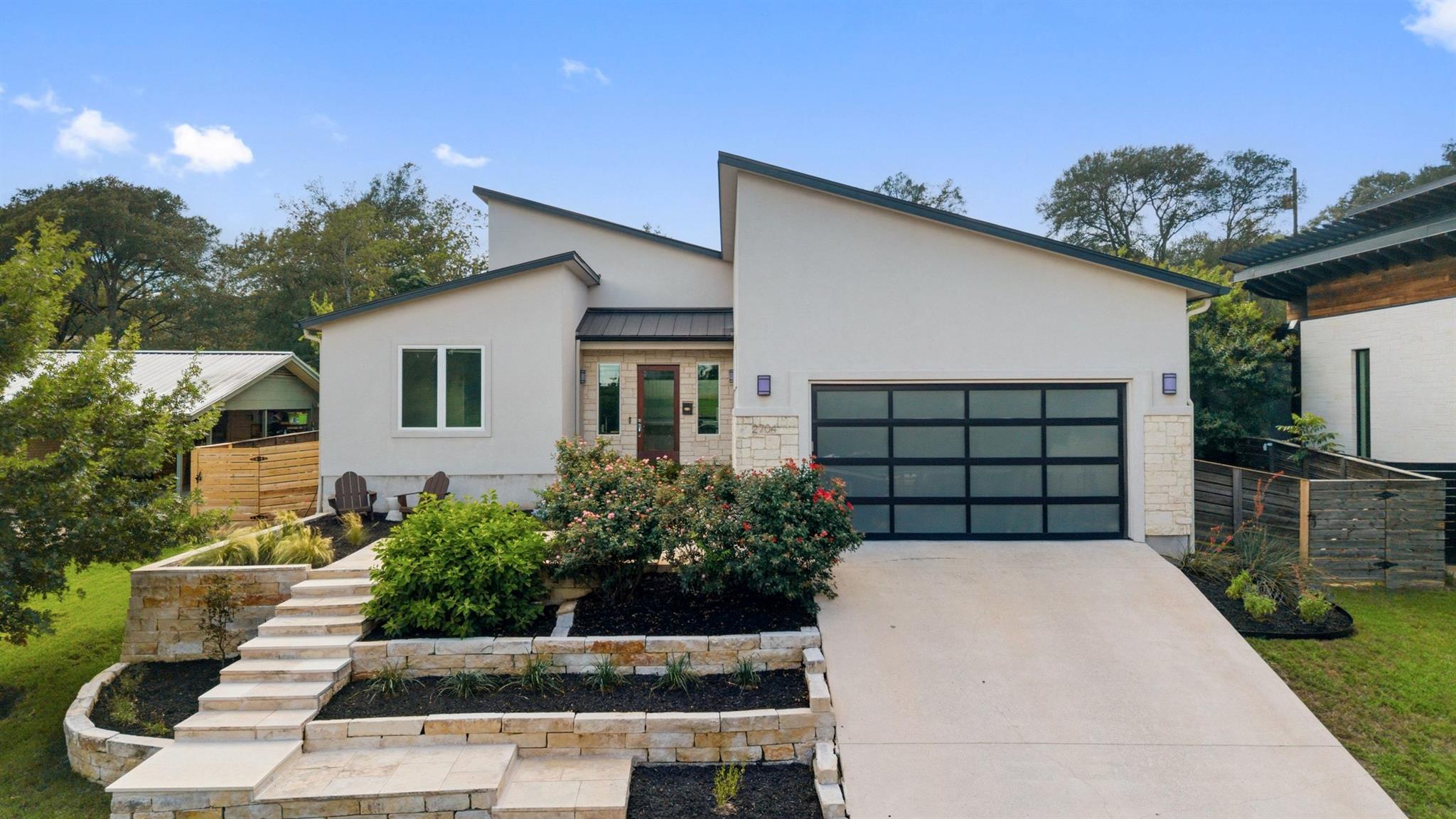 2704 Oak Park DR