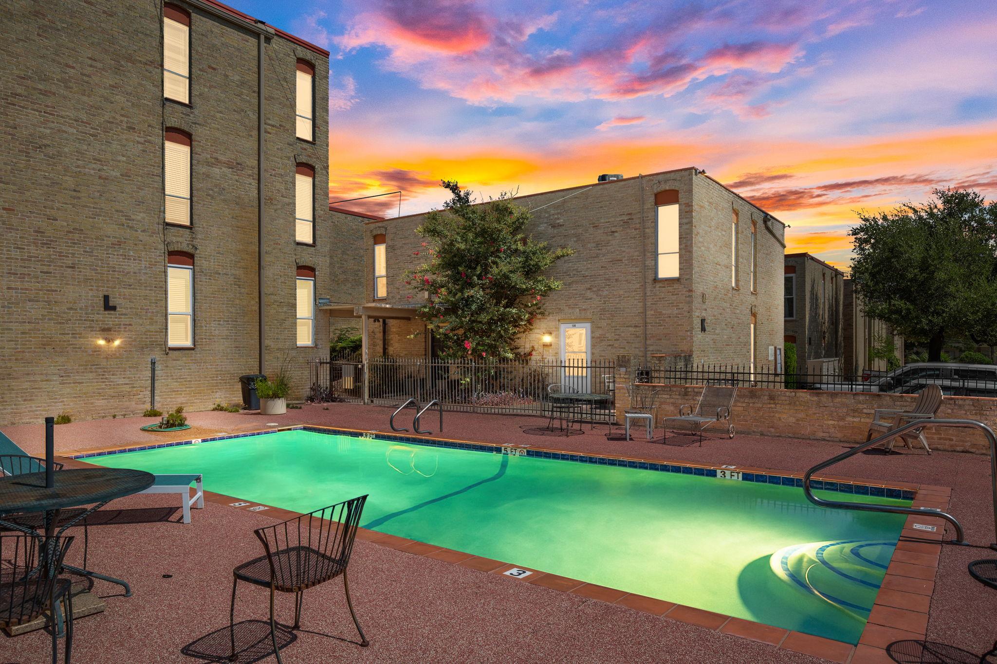 3431 North Hills DR # 119