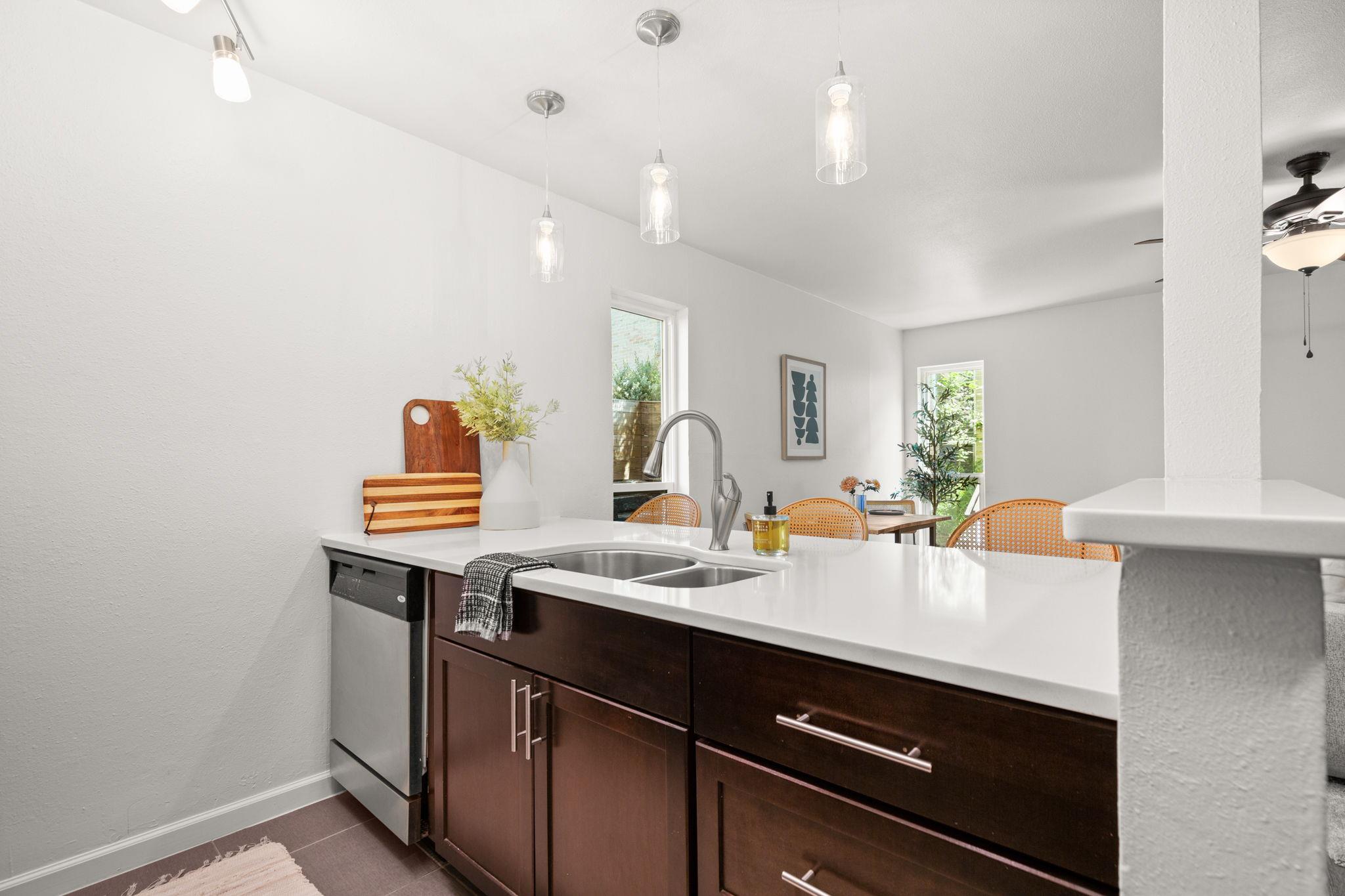 3431 North Hills DR # 119