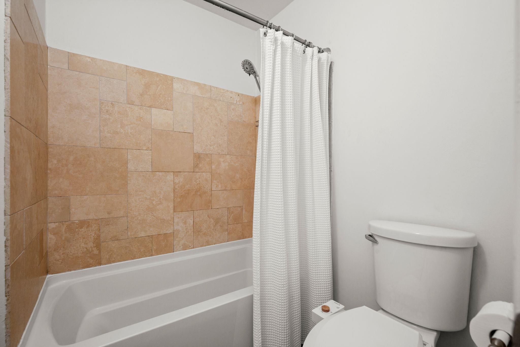 3431 North Hills DR # 119