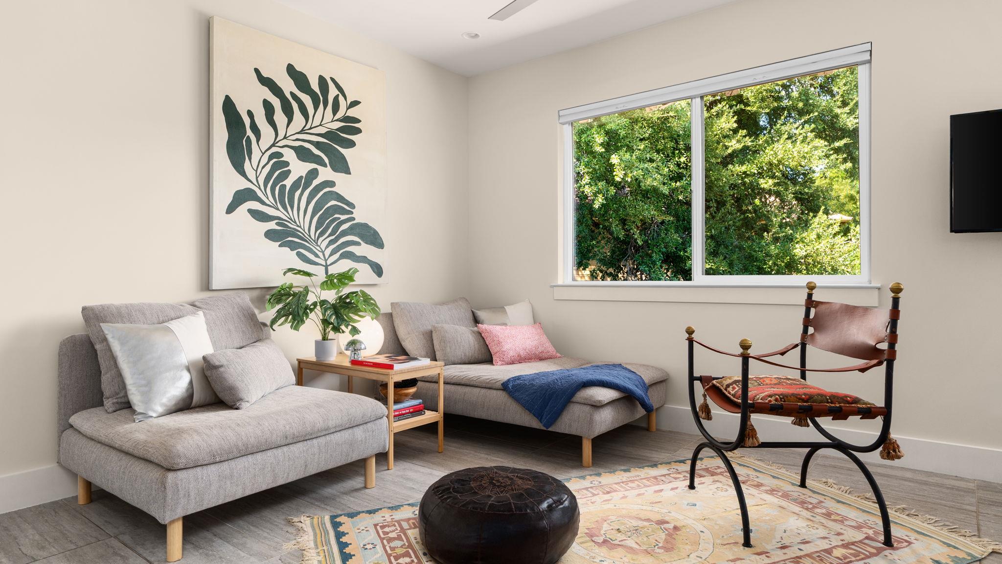 1208 Enfield RD # 204