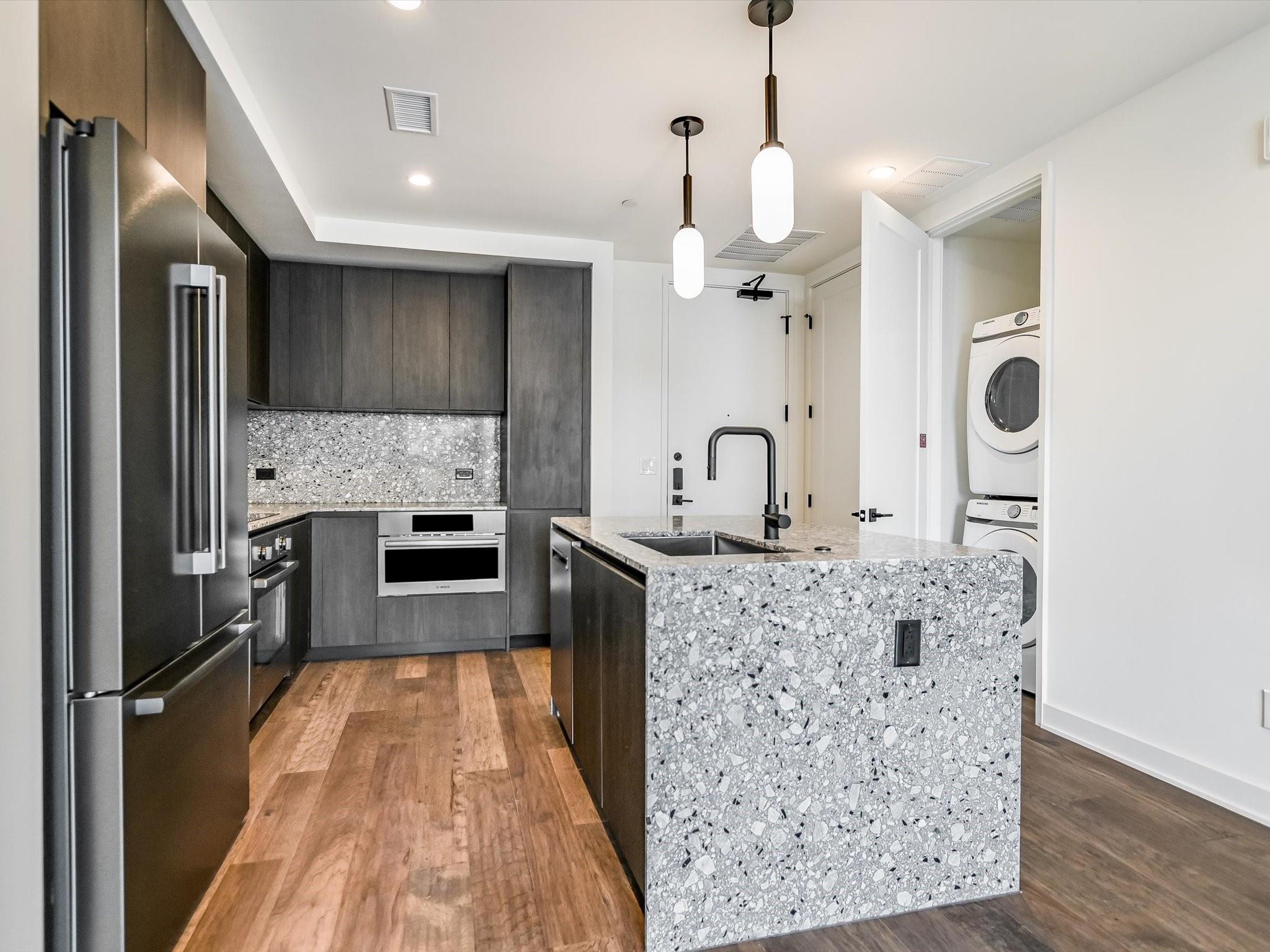84 East Ave # 1503