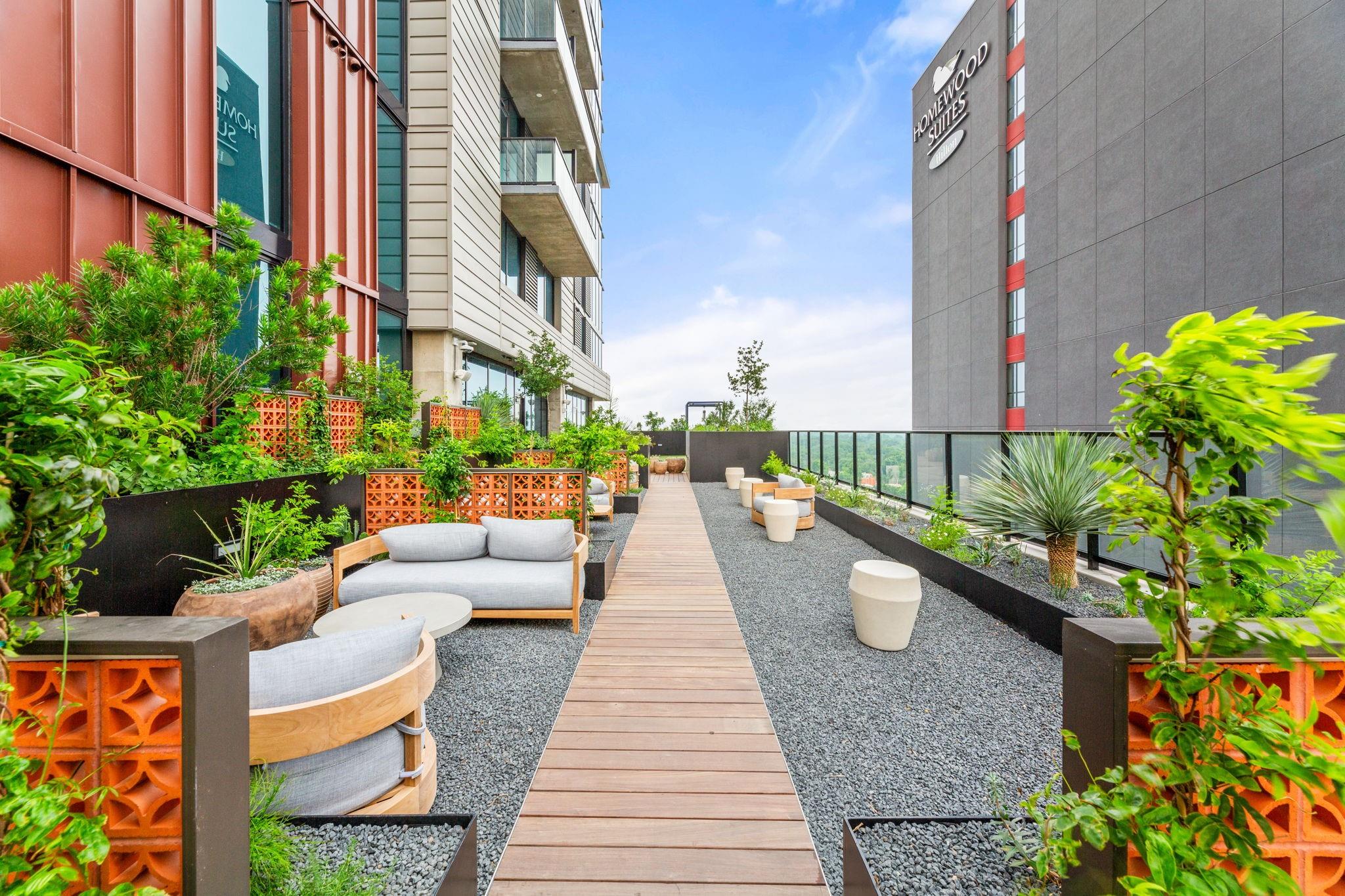 84 East Ave # 1503
