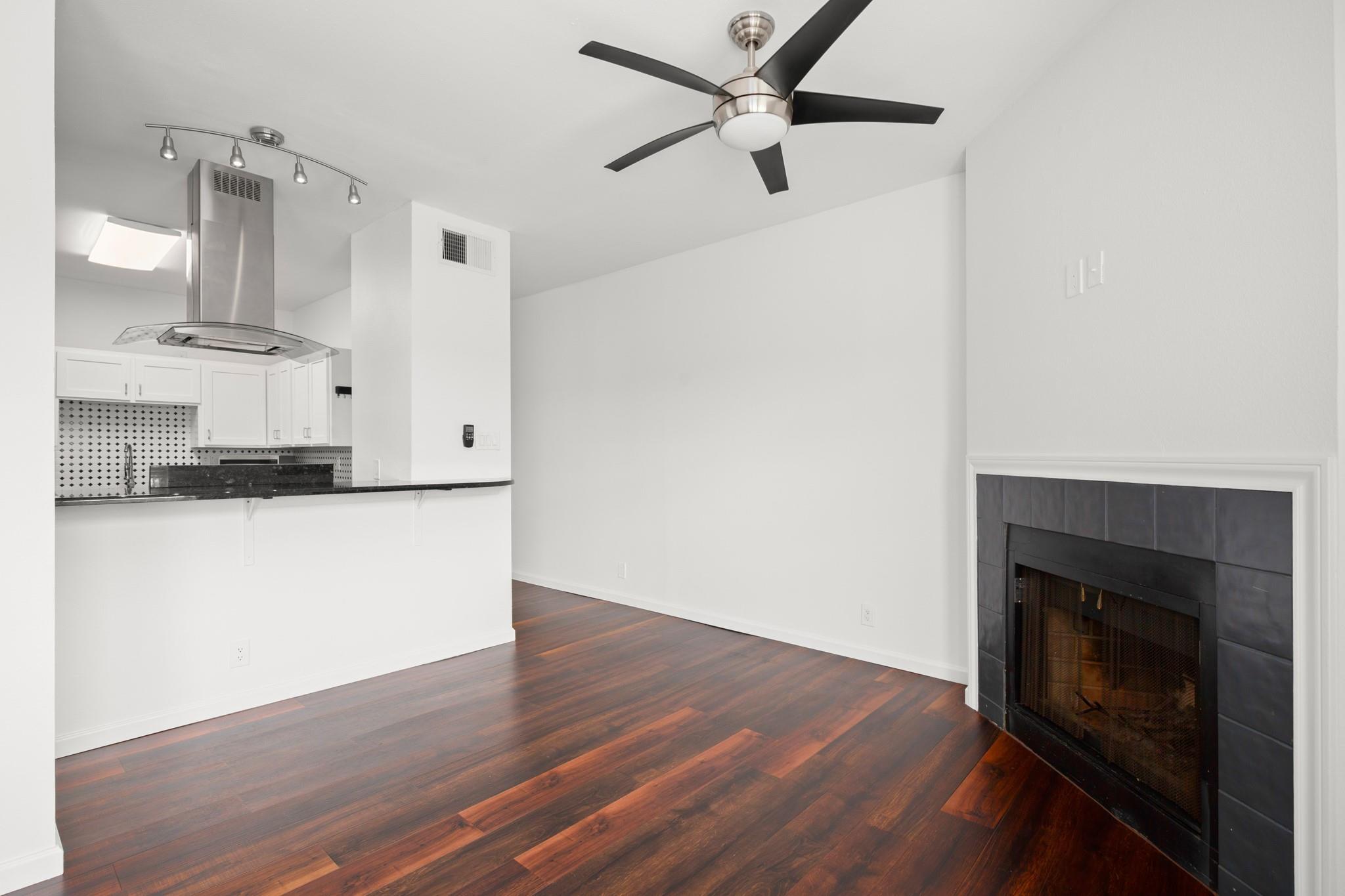2414 Longview ST # 307