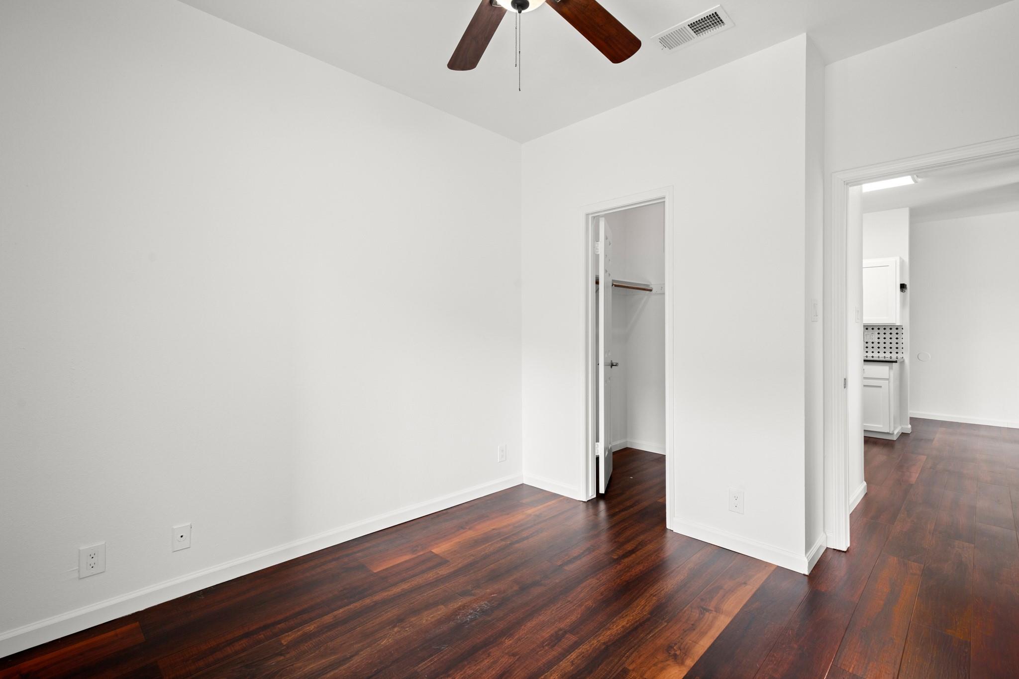 2414 Longview ST # 307