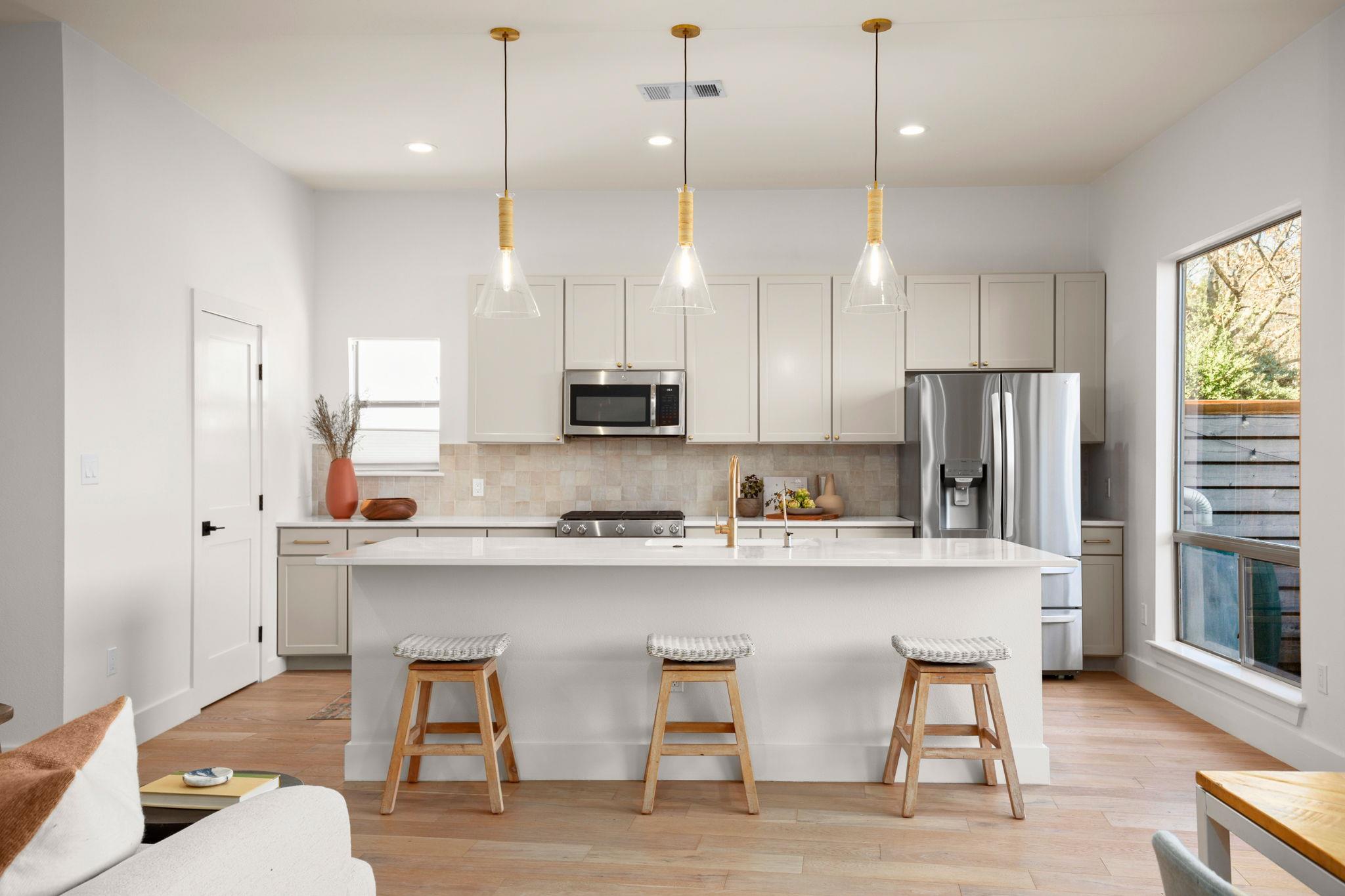 2205 Thornton RD # A