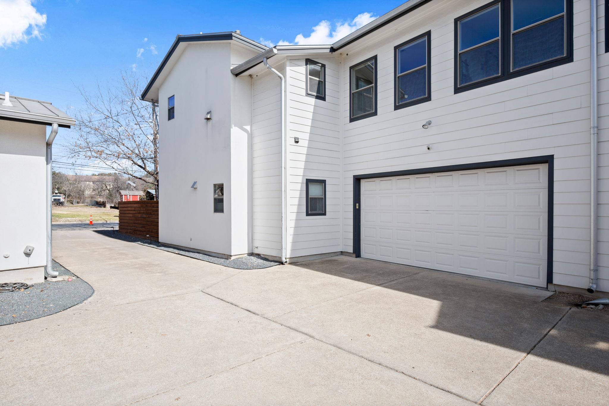 2205 Thornton RD # A