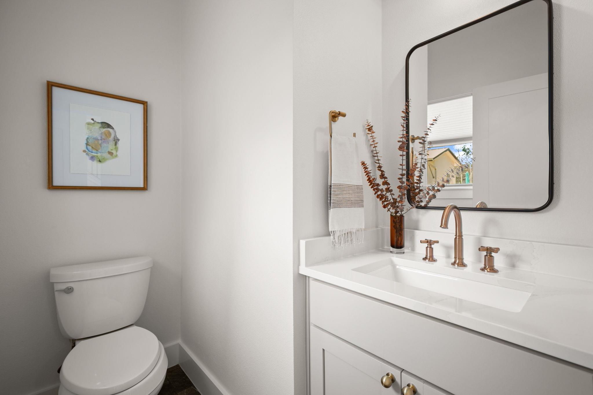 2205 Thornton RD # A