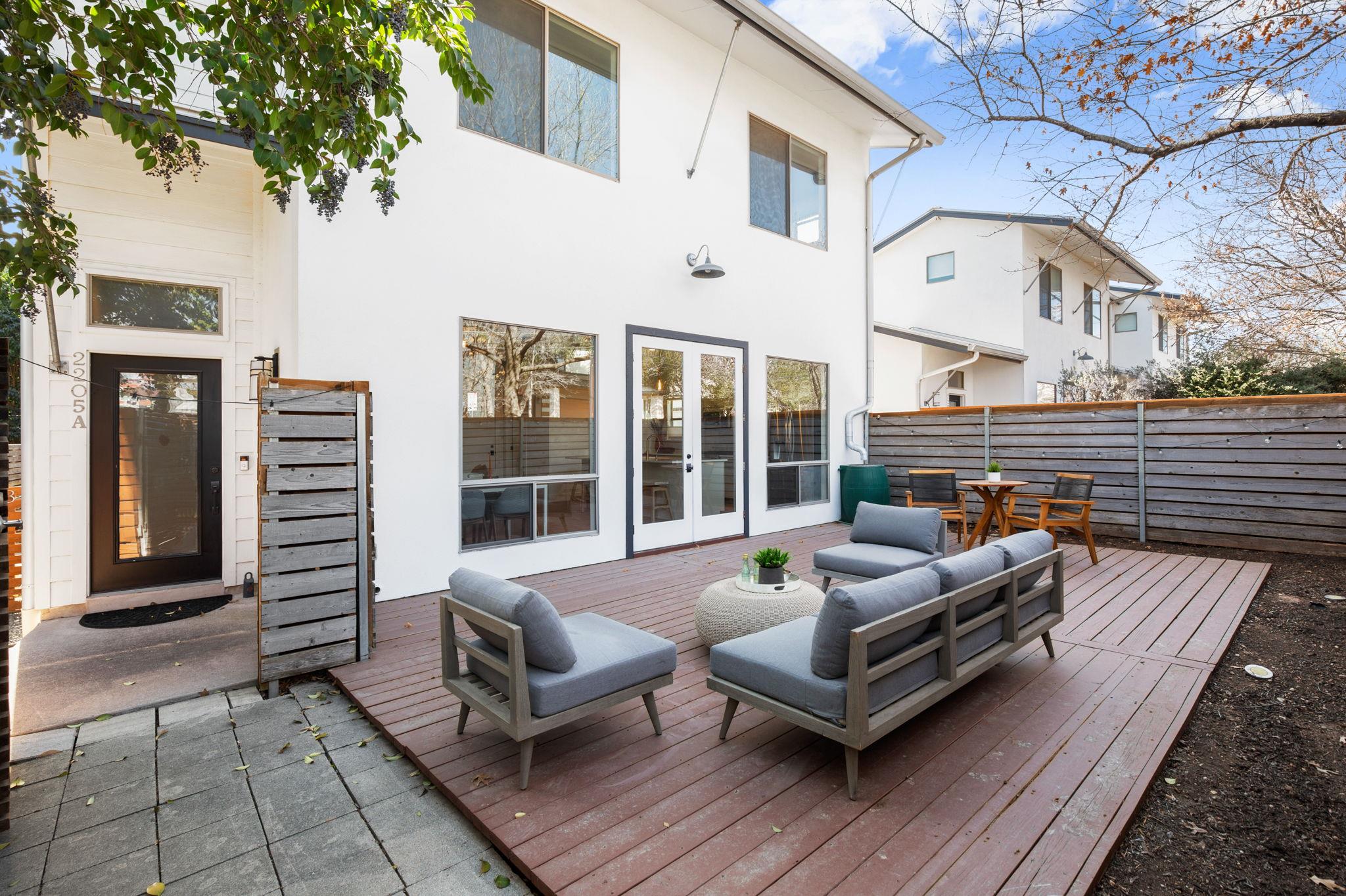 2205 Thornton RD # A