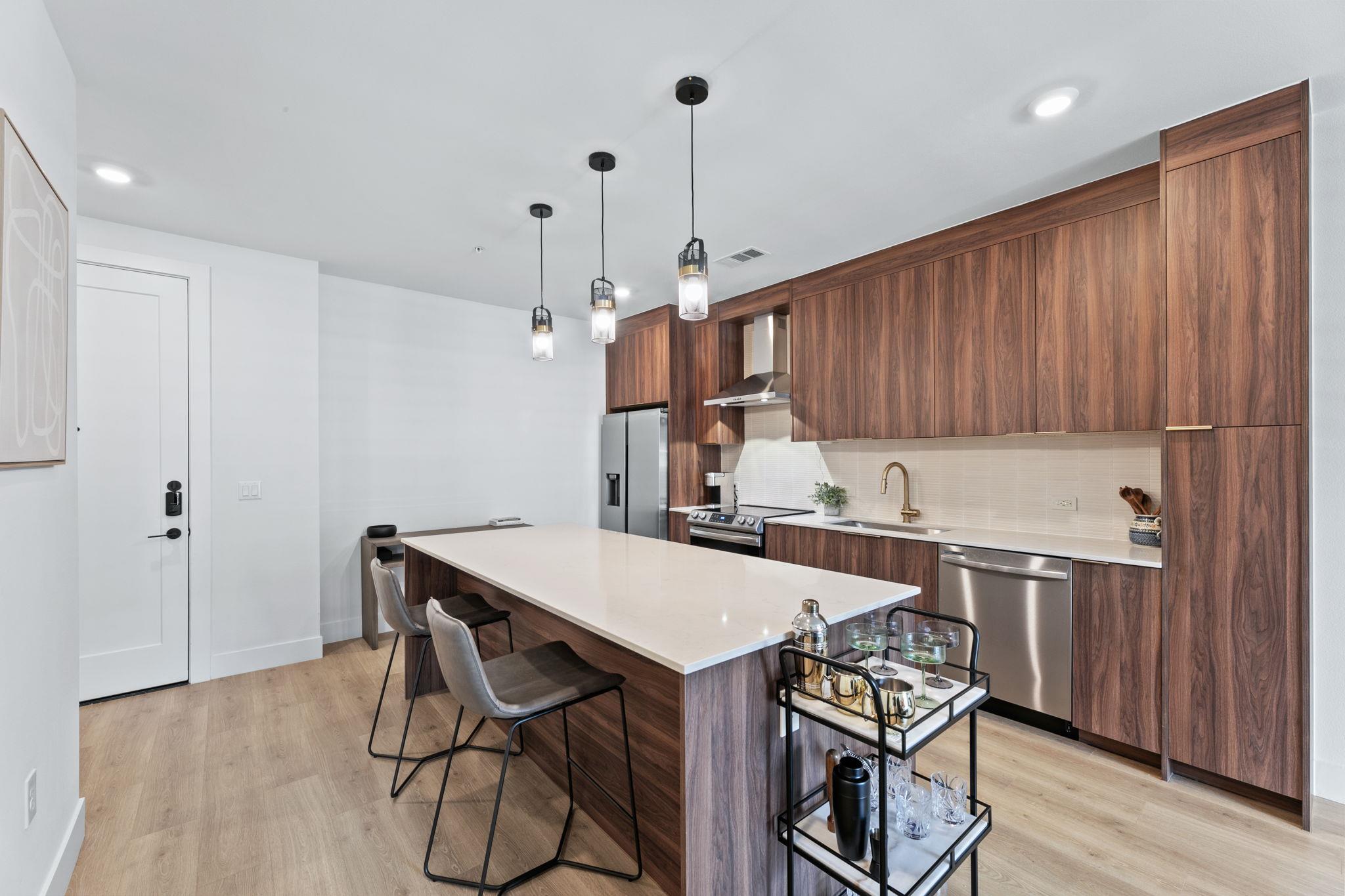1701 Simond Ave # 407