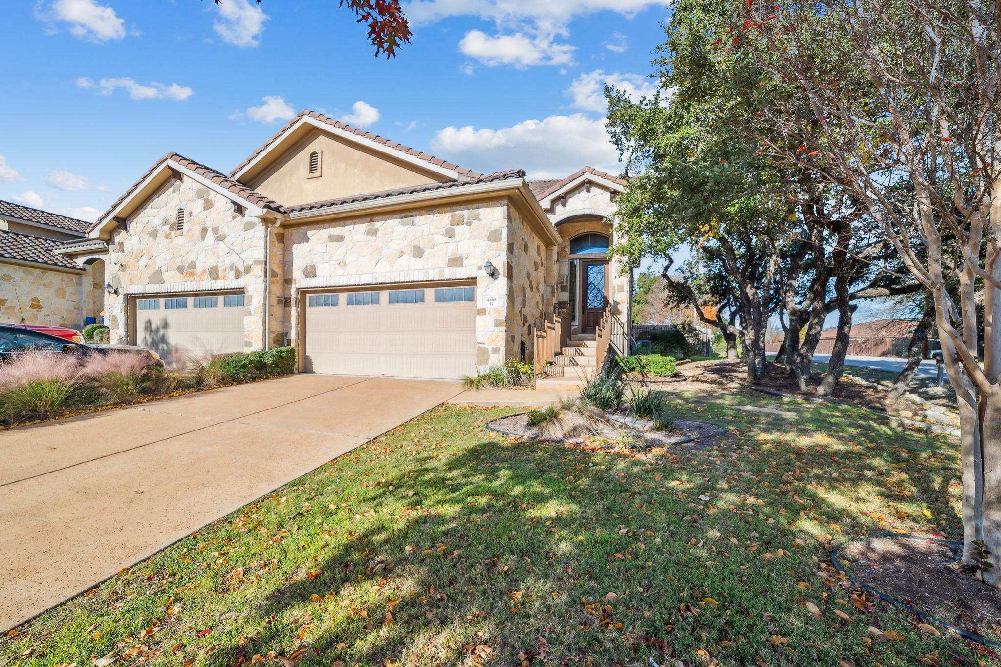 400 Hummingbird LN # B
