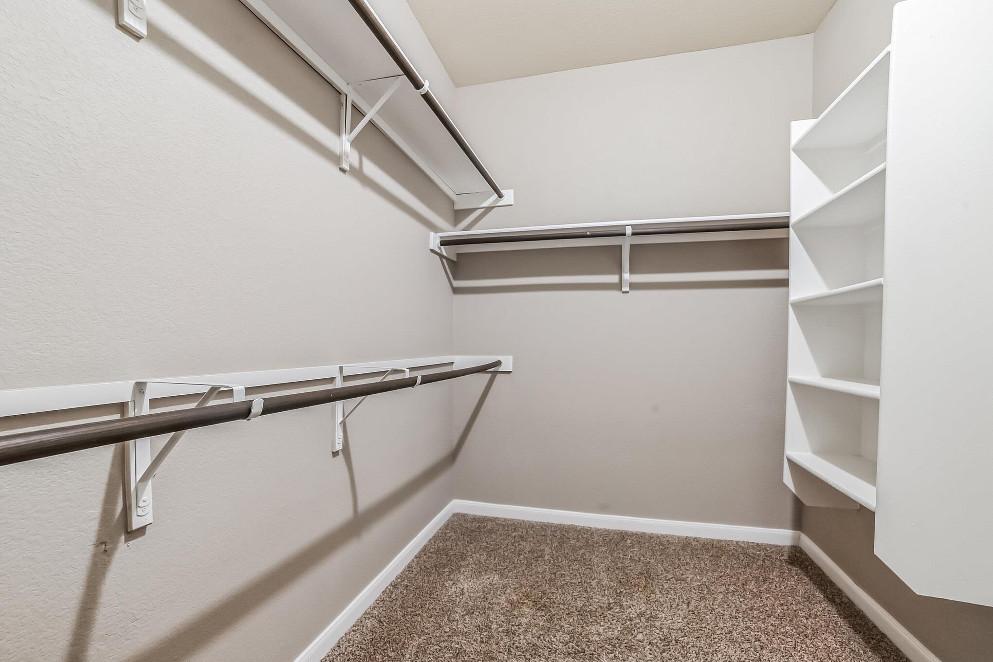 400 Hummingbird LN # B