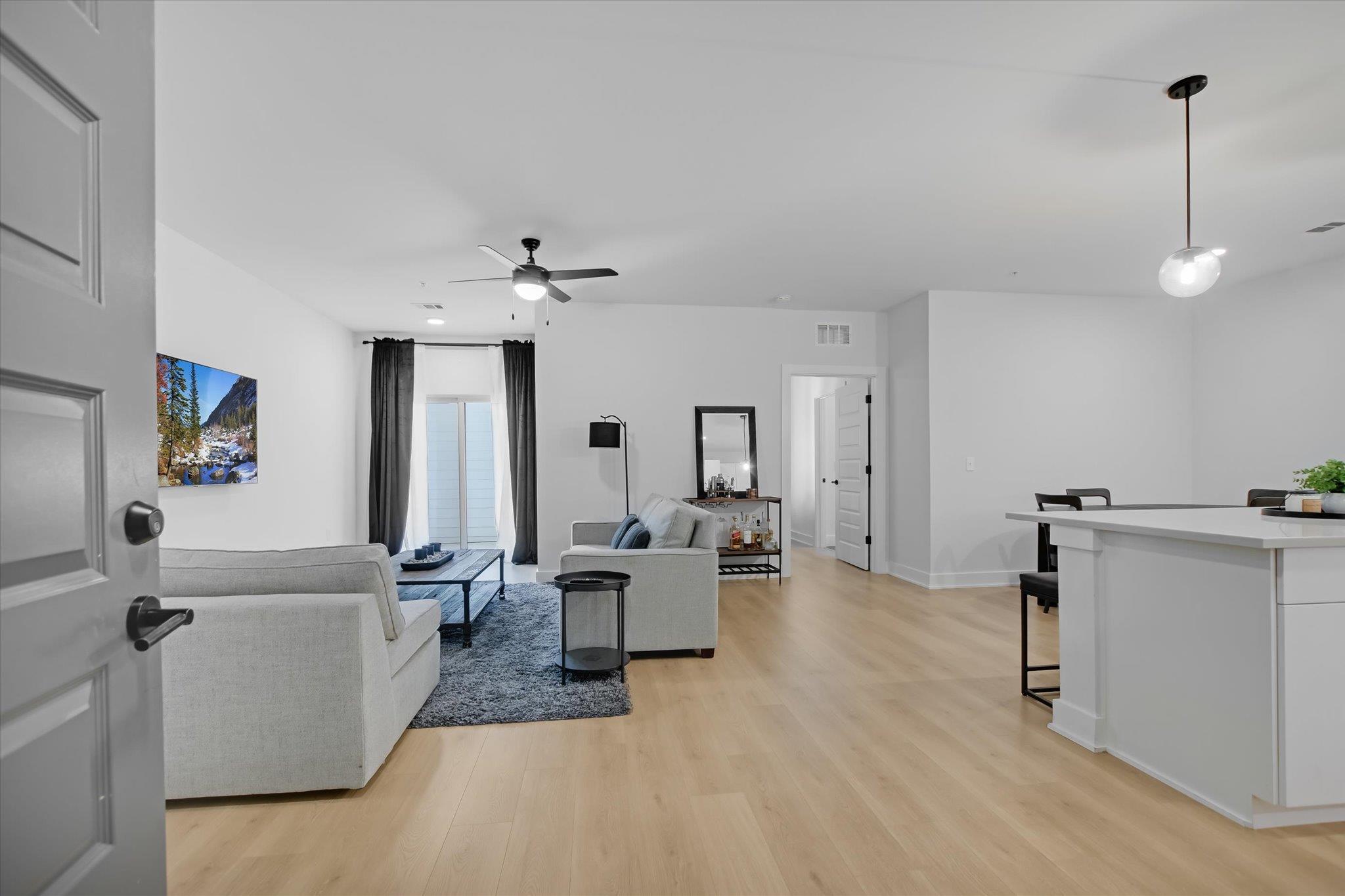 3101 Govalle Ave # 207