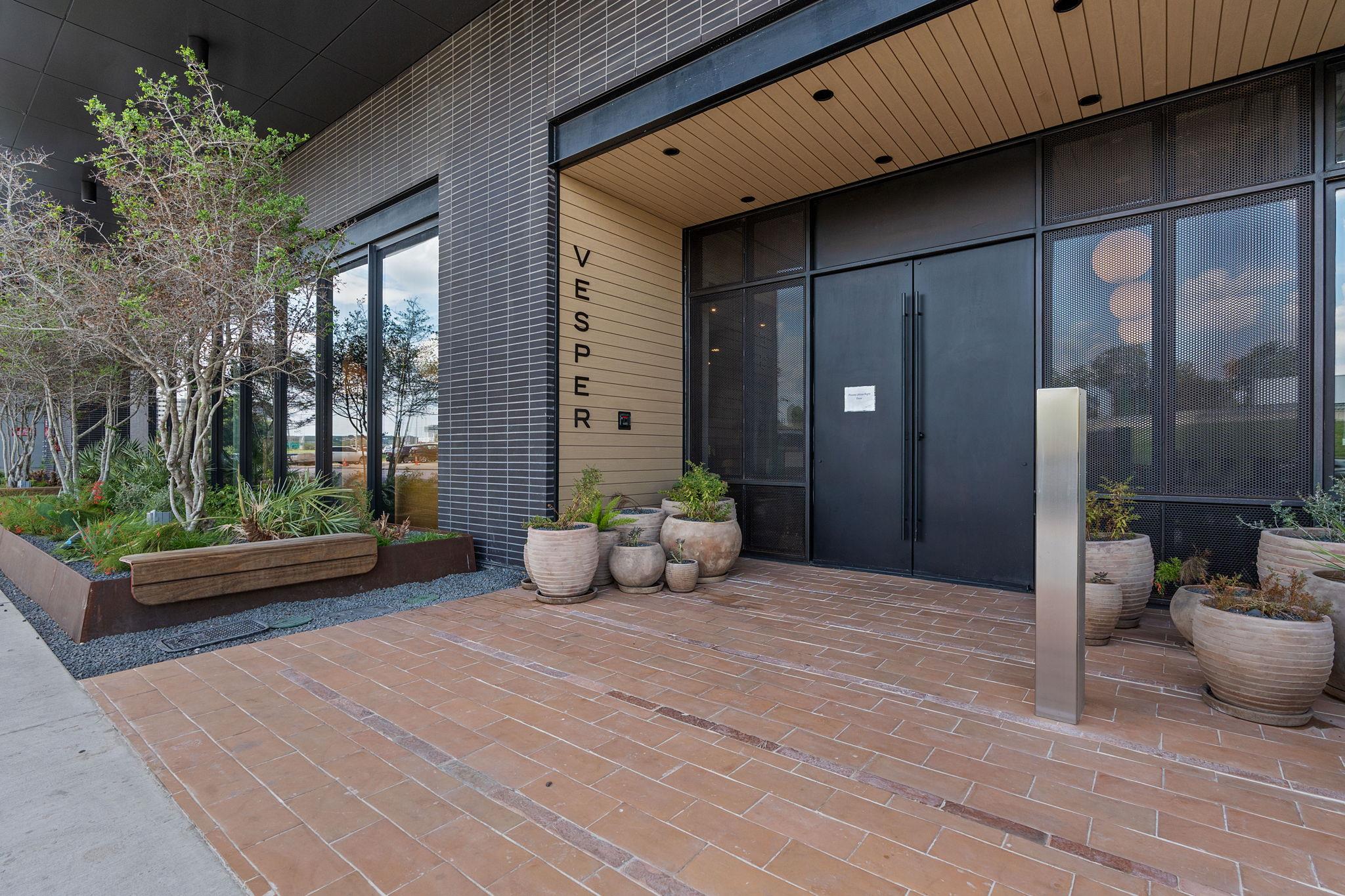 84 East Ave # 2506