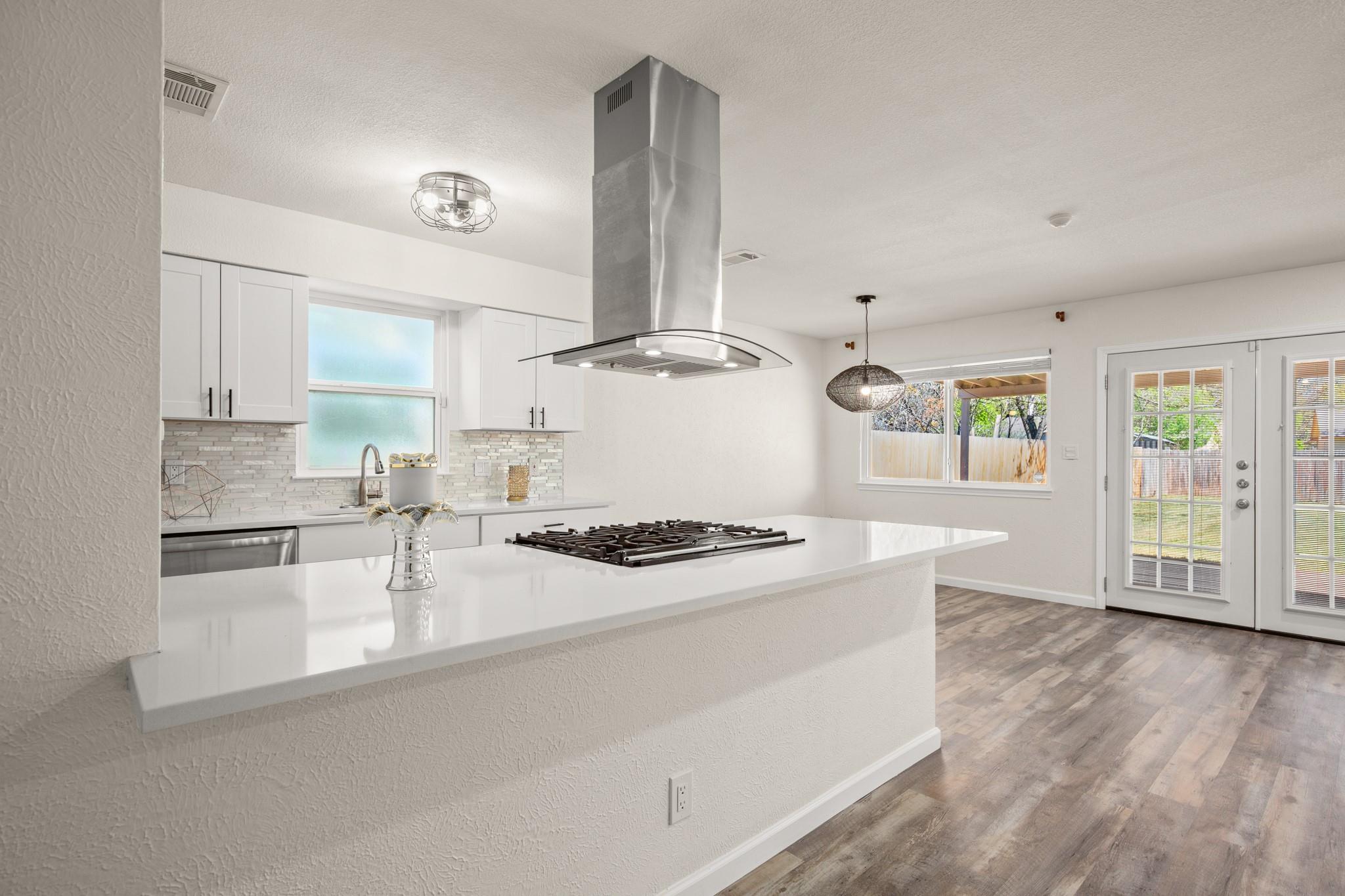 110 W Garrett RUN