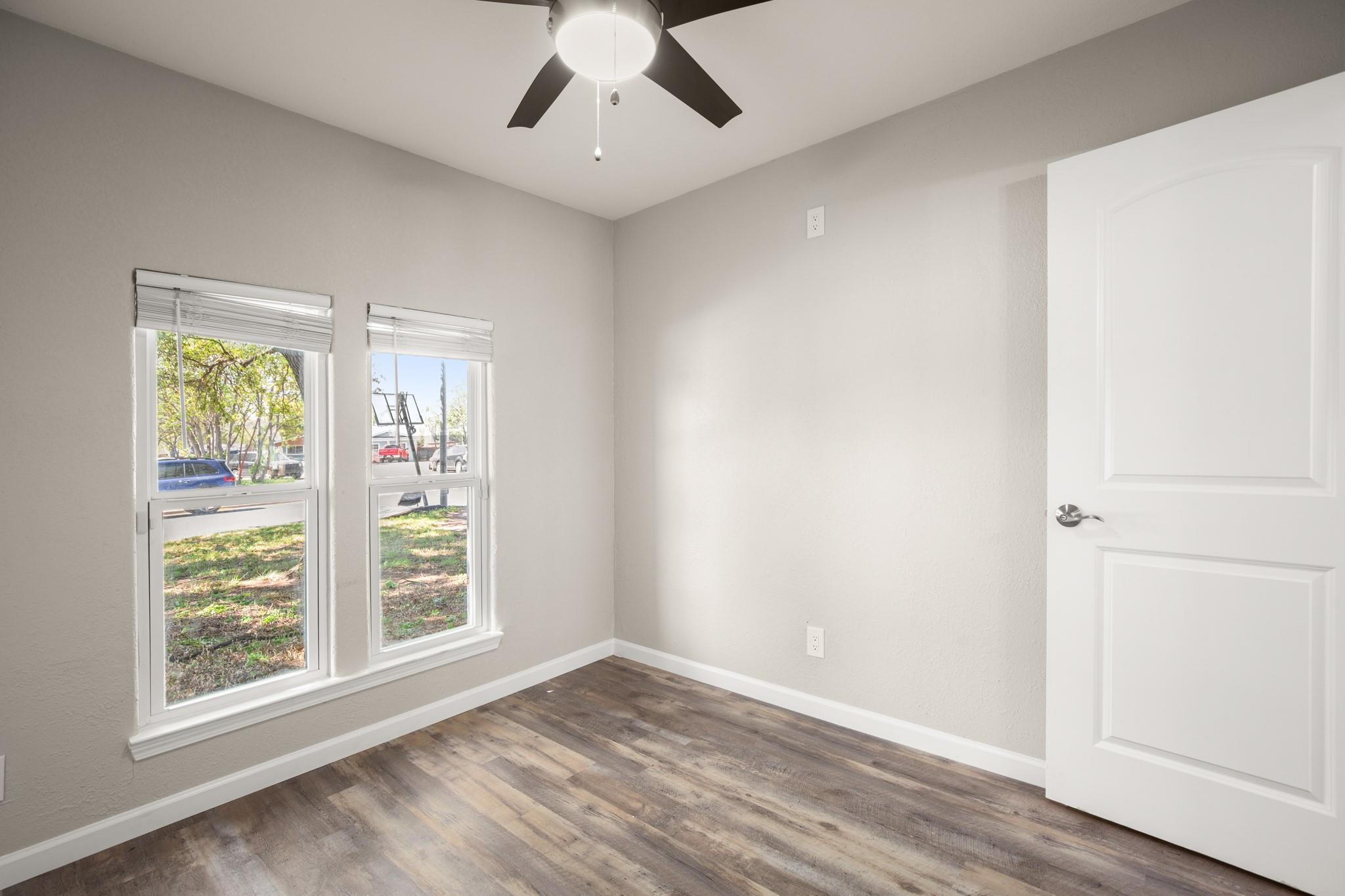 110 W Garrett RUN