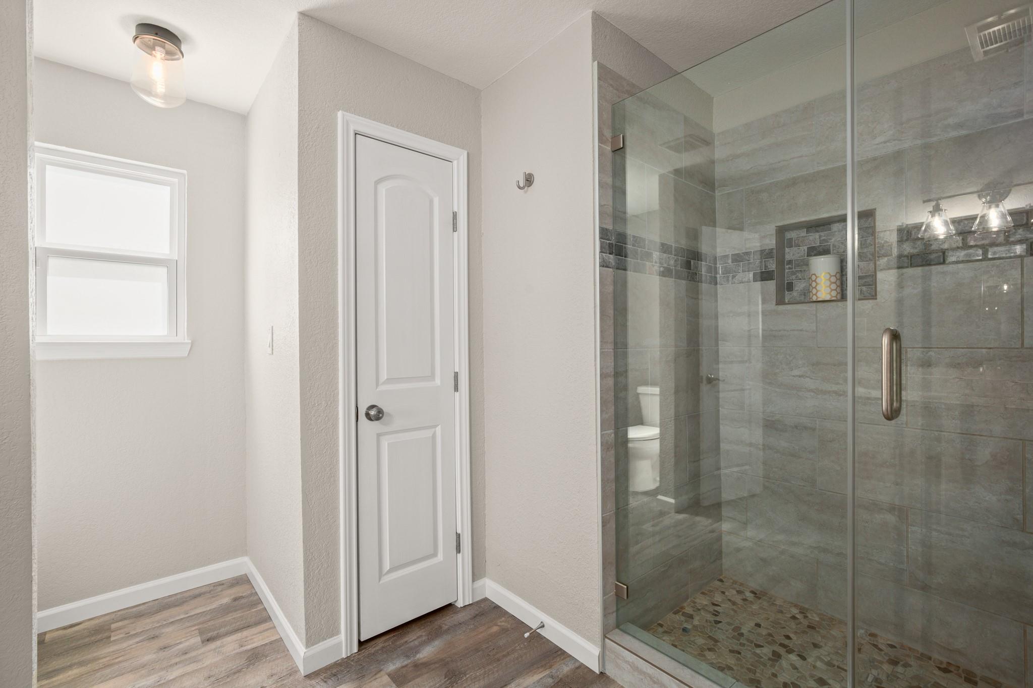 110 W Garrett RUN