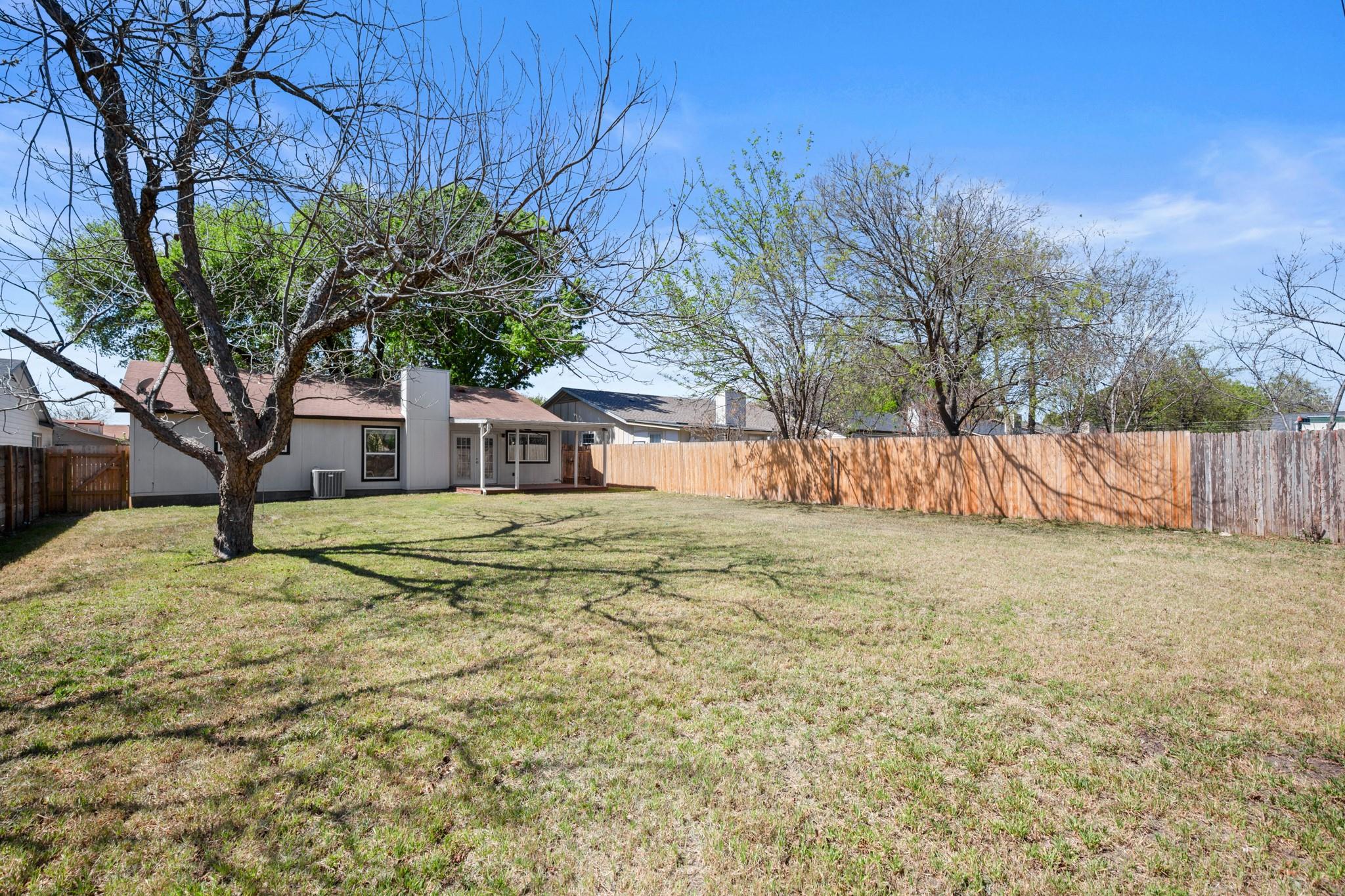 110 W Garrett RUN