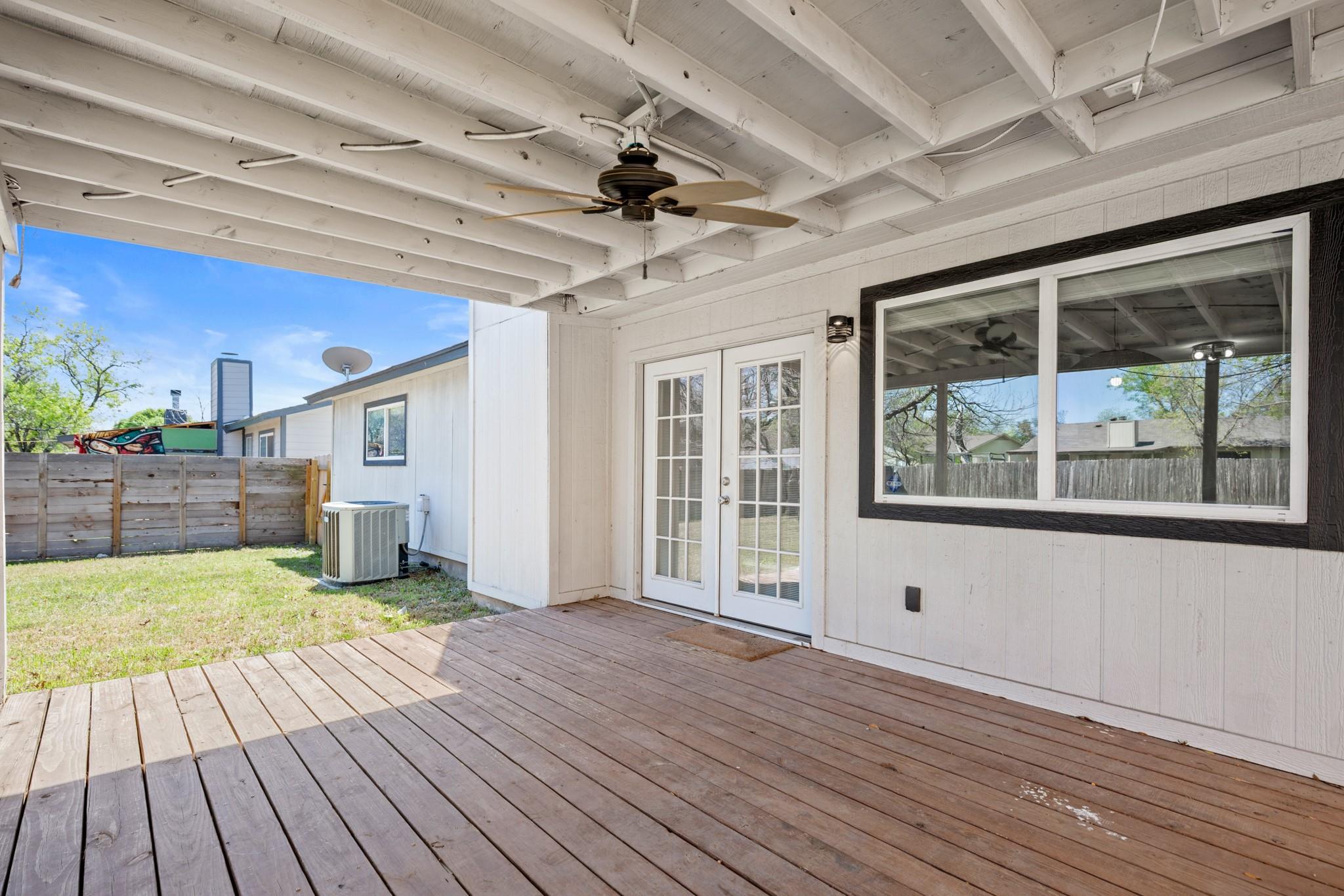 110 W Garrett RUN
