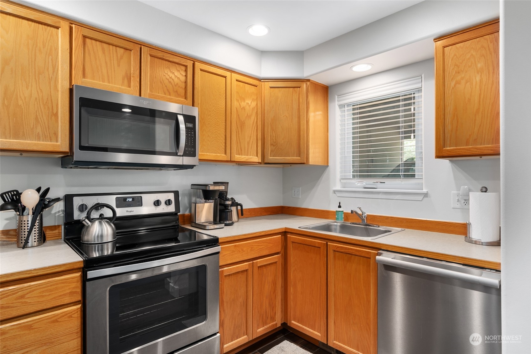 138 W Whitman Unit: 3