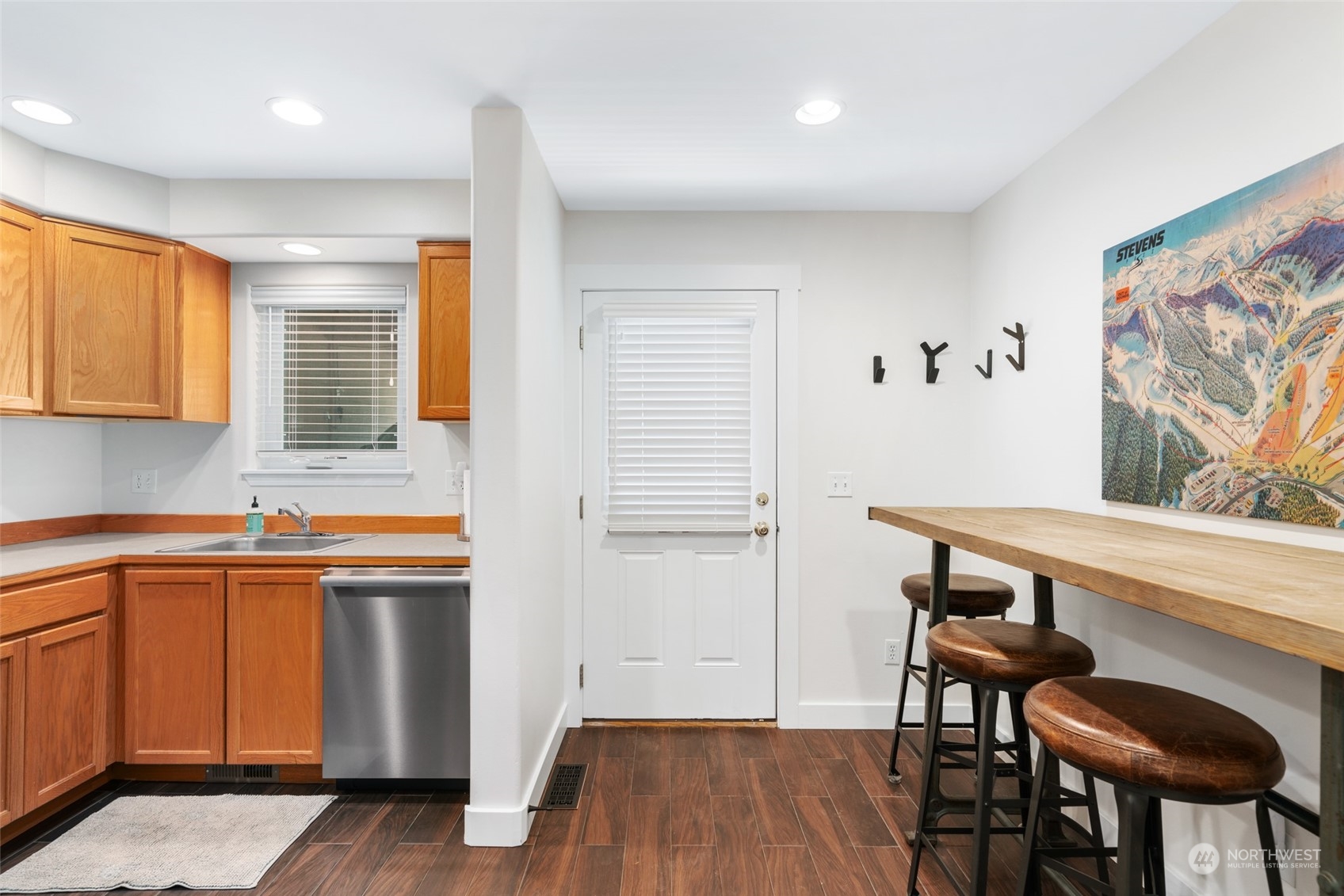 138 W Whitman Unit: 3